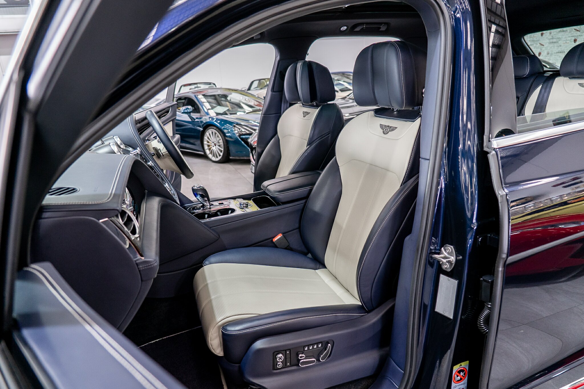 2018 BENTLEY BENTAYGA MY19 DIESEL (5 SEAT) 8 SP AUTOMATIC 4D WAGON