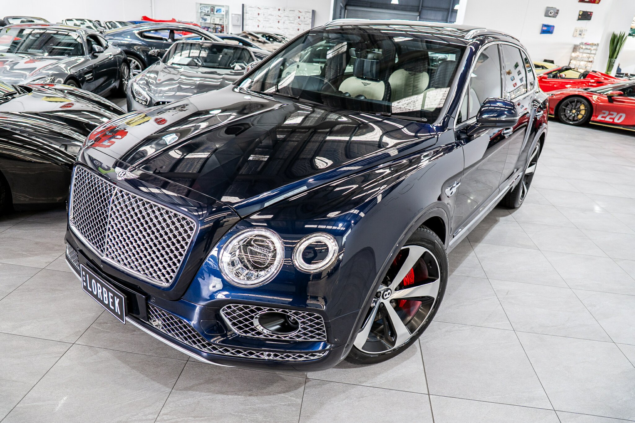 2018 BENTLEY BENTAYGA MY19 DIESEL (5 SEAT) 8 SP AUTOMATIC 4D WAGON