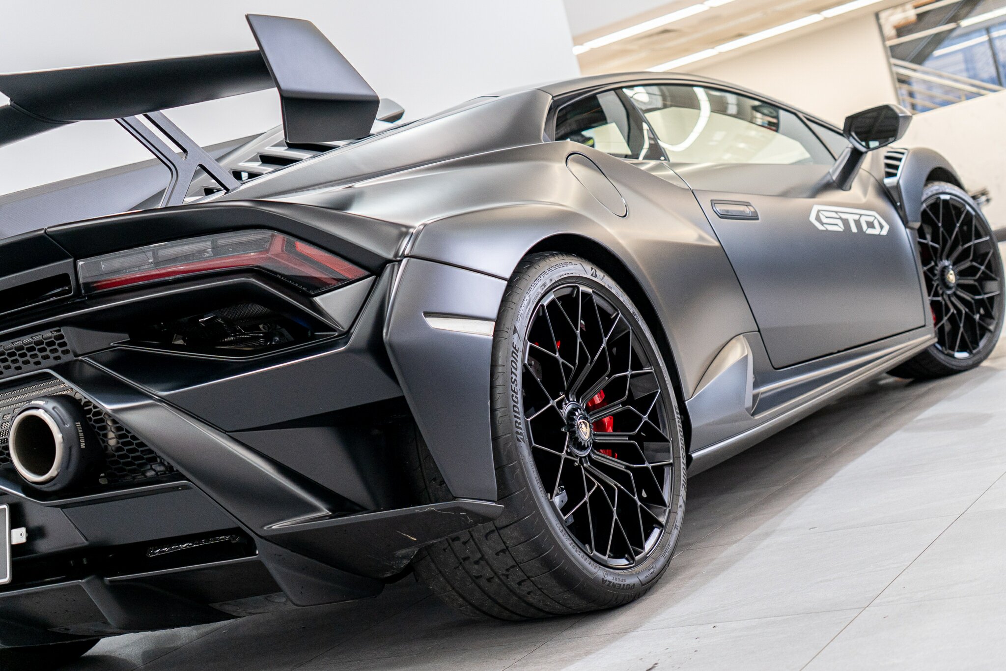2022 LAMBORGHINI HURACAN 724 STO (RWD) 7 SP AUTOMATIC 2D COUPE