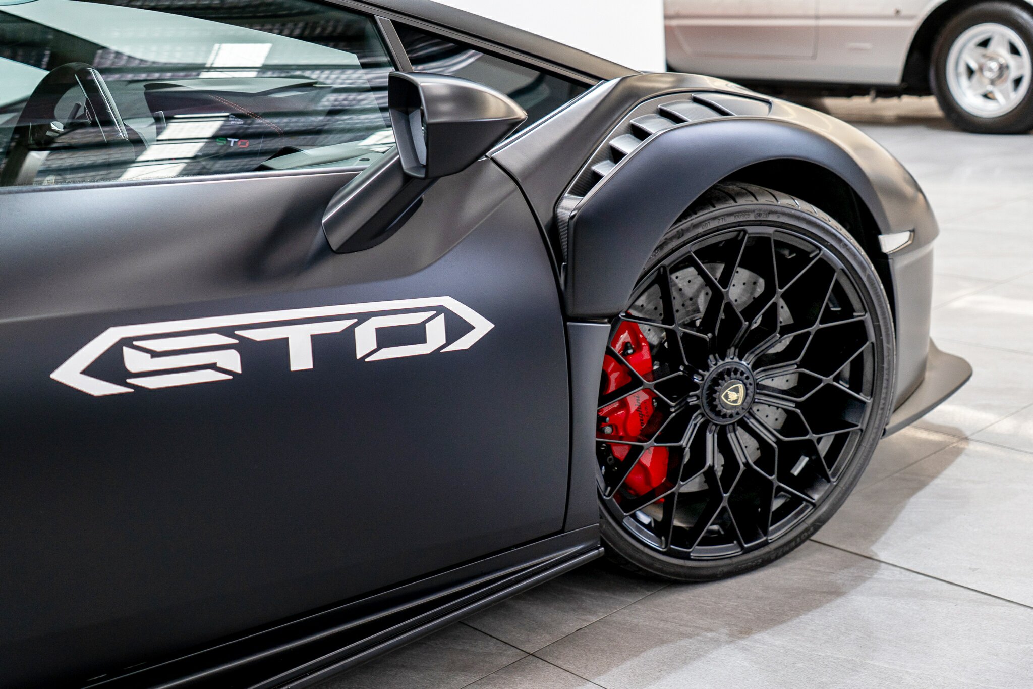 2022 LAMBORGHINI HURACAN 724 STO (RWD) 7 SP AUTOMATIC 2D COUPE