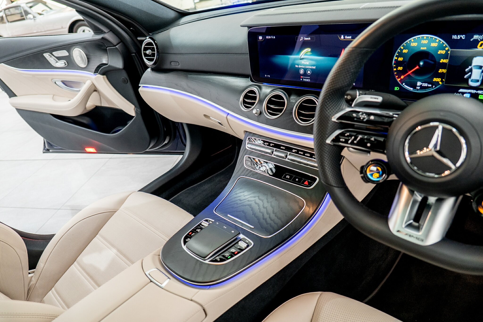 2022 MERCEDES-AMG E W213 MY22 53 4MATIC+ EQ (HYBRID) 9 SP AUTO TORQUE CLUTCH 4D SEDAN