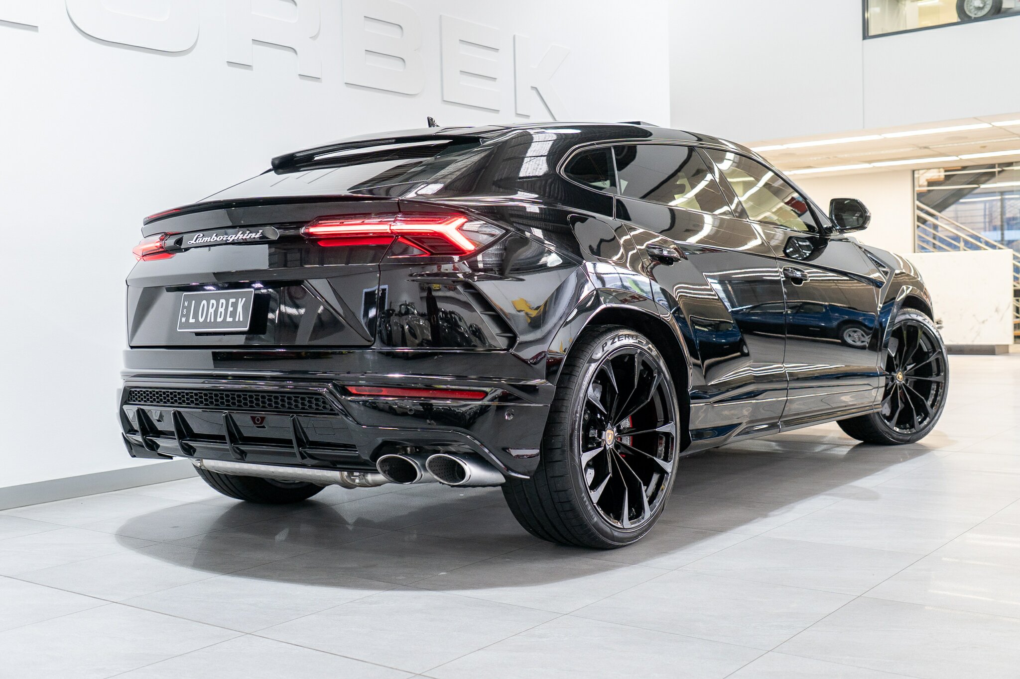 2022 LAMBORGHINI URUS 636 MY22 8 SP AUTOMATIC 4D WAGON