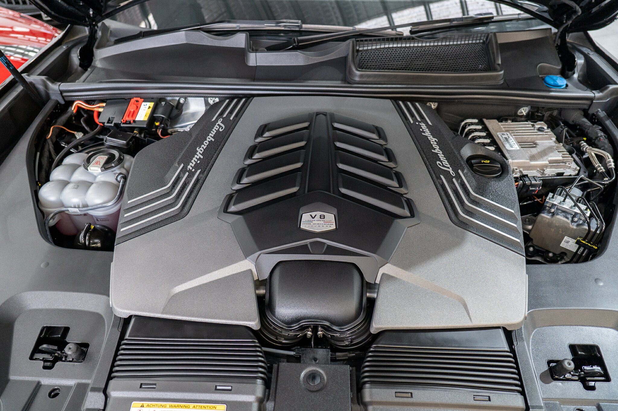 2022 LAMBORGHINI URUS 636 MY22 8 SP AUTOMATIC 4D WAGON