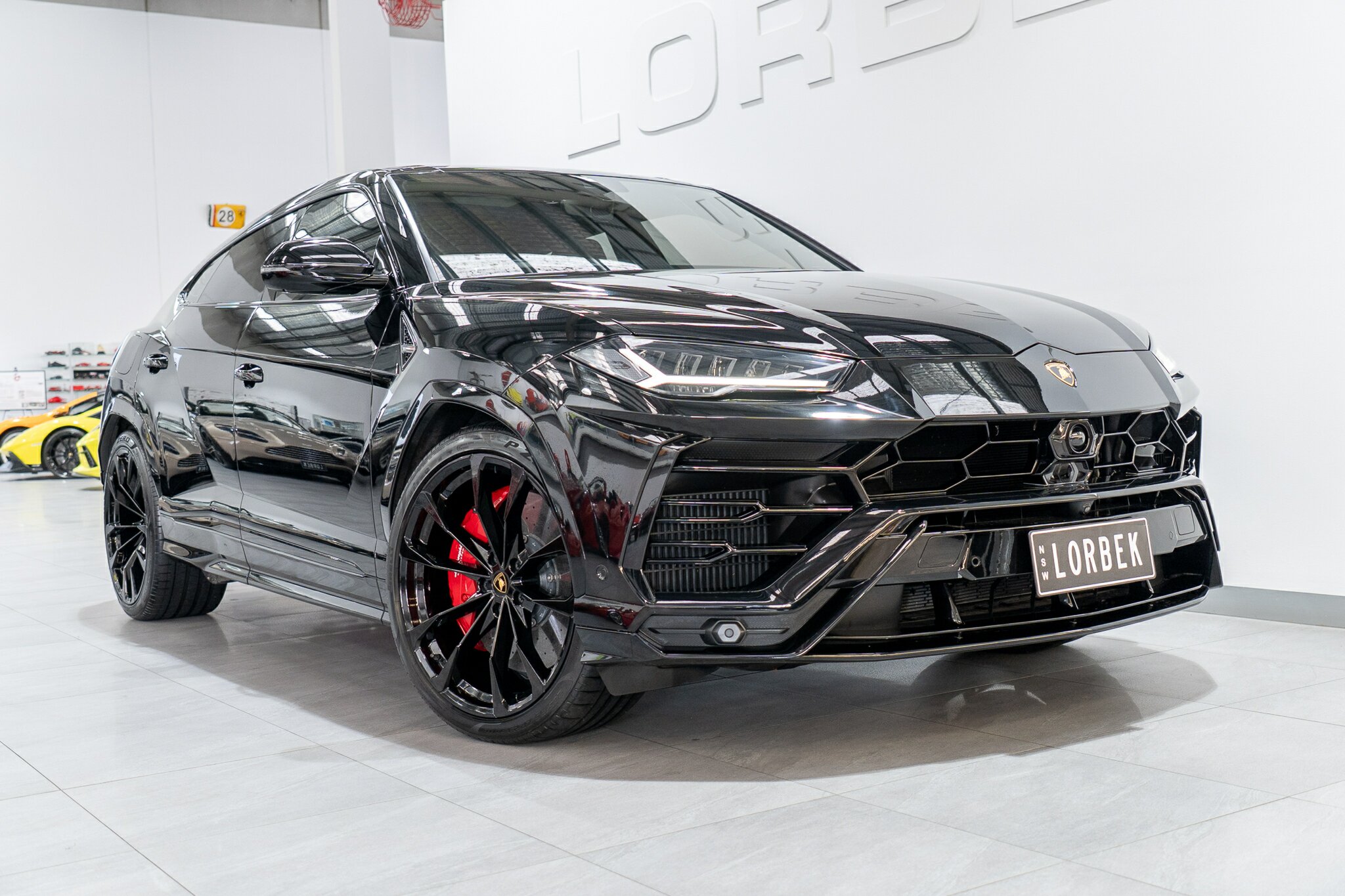2022 LAMBORGHINI URUS 636 MY22 8 SP AUTOMATIC 4D WAGON