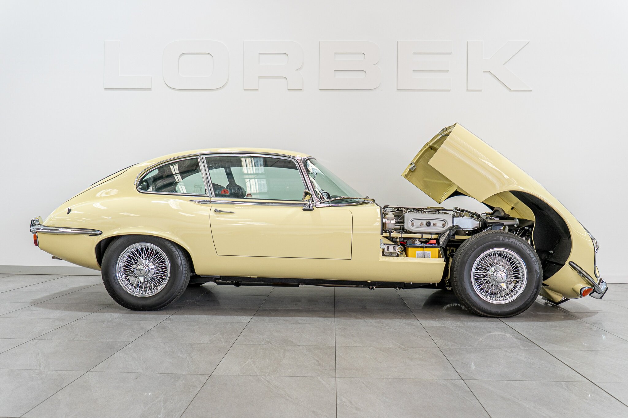 1972 JAGUAR E TYPE SERIES 3 2+2 5.3 4 SP MANUAL 2D COUPE