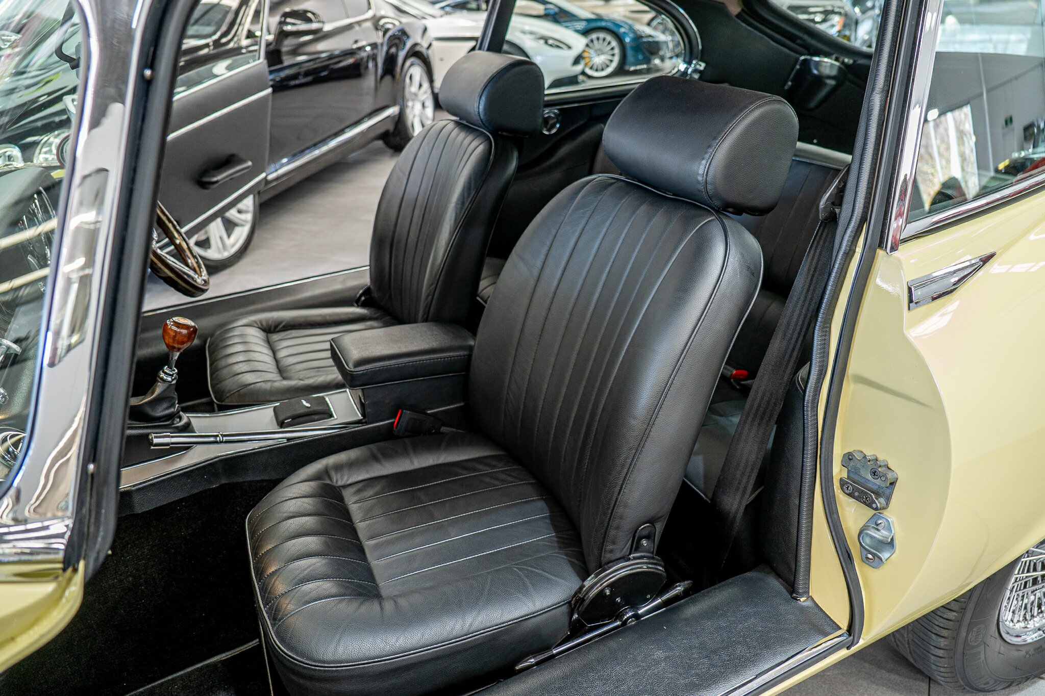1972 JAGUAR E TYPE SERIES 3 2+2 5.3 4 SP MANUAL 2D COUPE