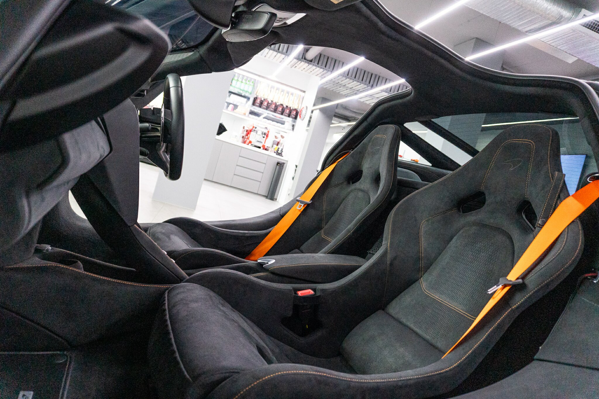 2023 McLAREN 750S MY24 7 SP AUTO DUAL CLUTCH 2D SEDAN