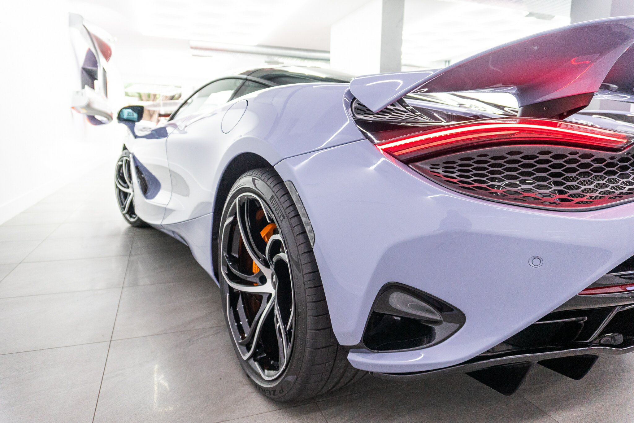 2023 McLAREN 750S MY24 7 SP AUTO DUAL CLUTCH 2D SEDAN