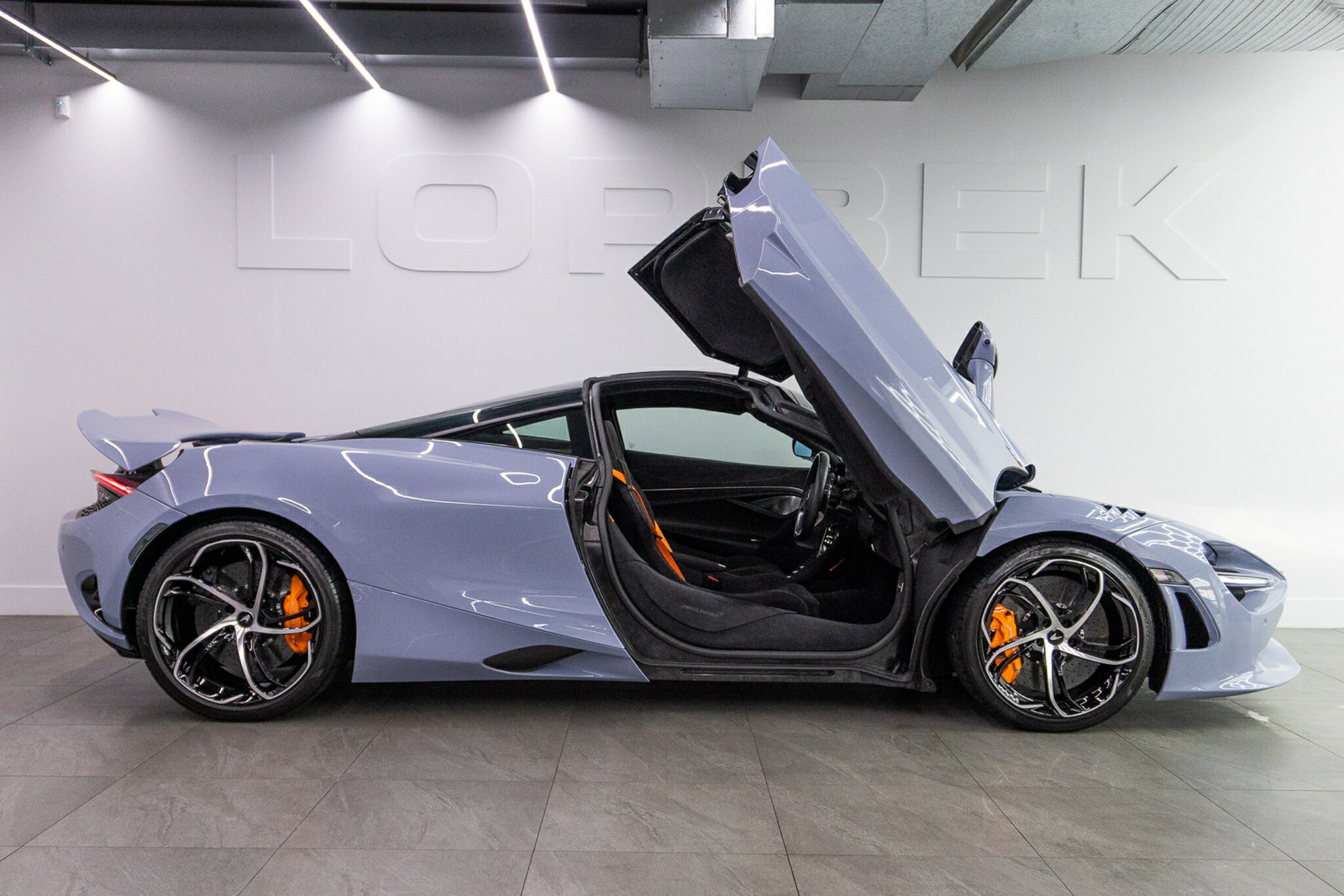 2023 McLAREN 750S MY24 7 SP AUTO DUAL CLUTCH 2D SEDAN