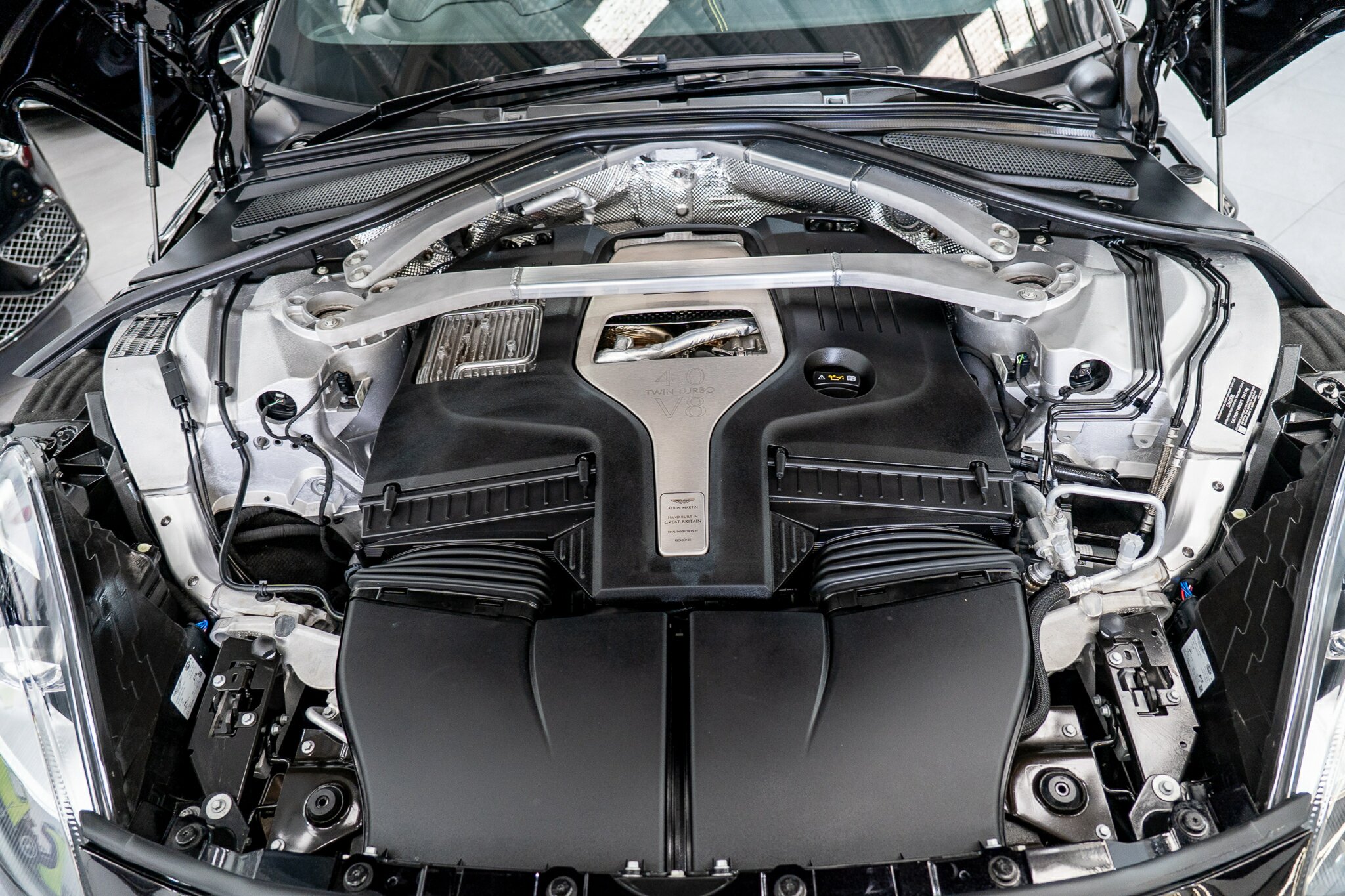 2021 ASTON MARTIN DBX MY21 9 SP AUTOMATIC 5D WAGON