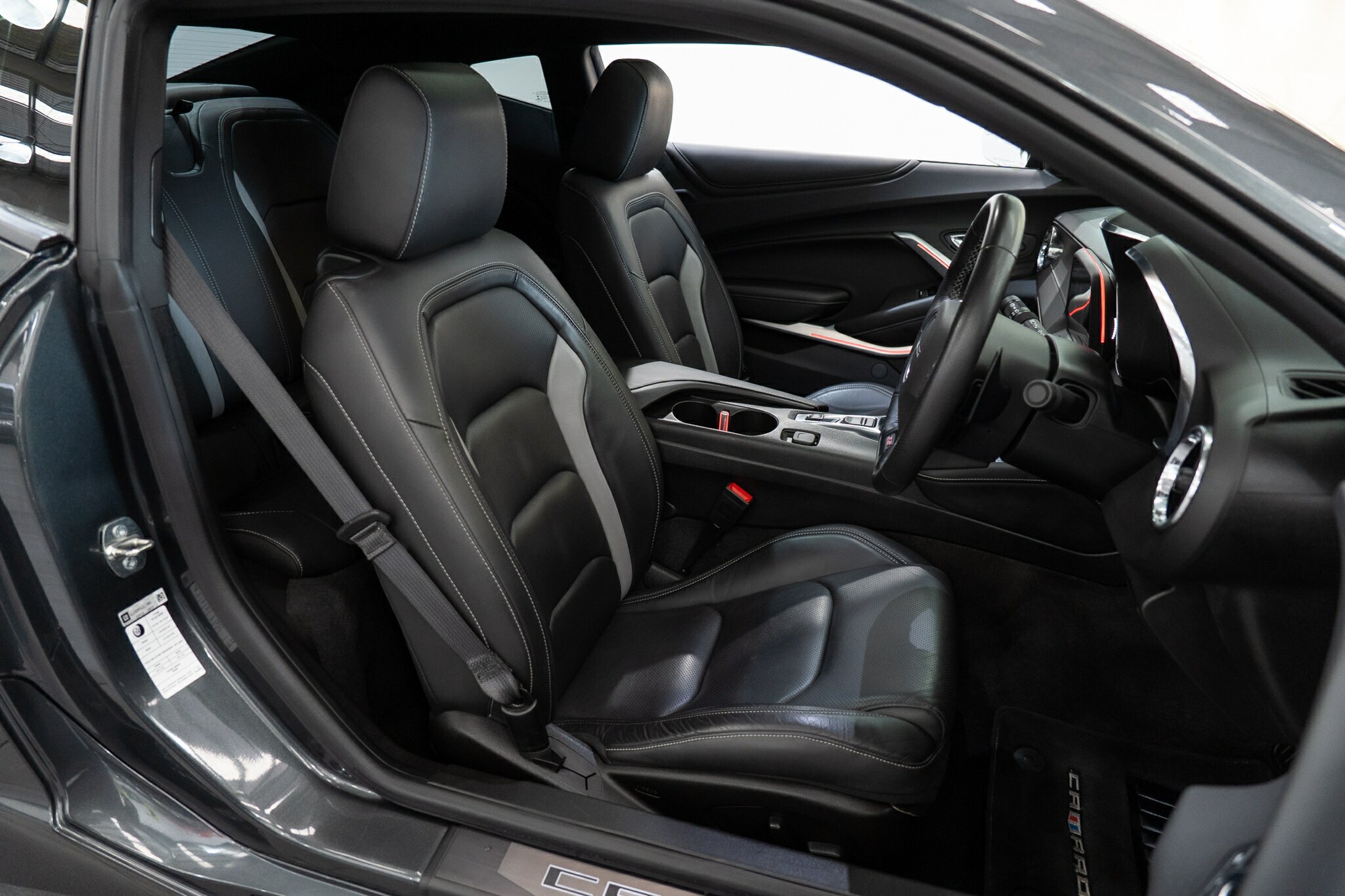 2018 CHEVROLET CAMARO 1AL37 MY18 2SS 10 SP AUTOMATIC SEDAN