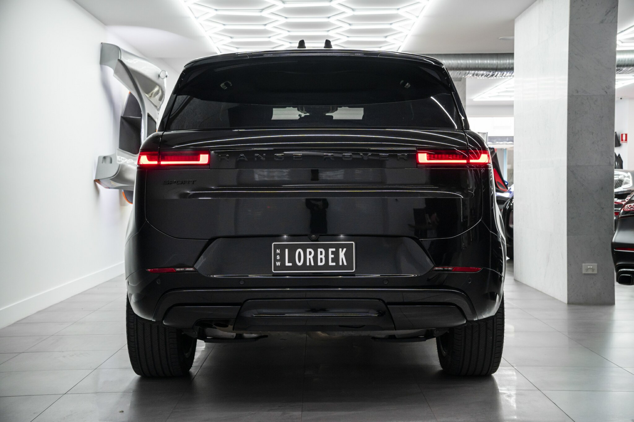 2024 LAND ROVER RANGE ROVER SPORT L461 MY24 D250 DYNAMIC SE (183kW) 8 SP AUTOMATIC 4D WAGON