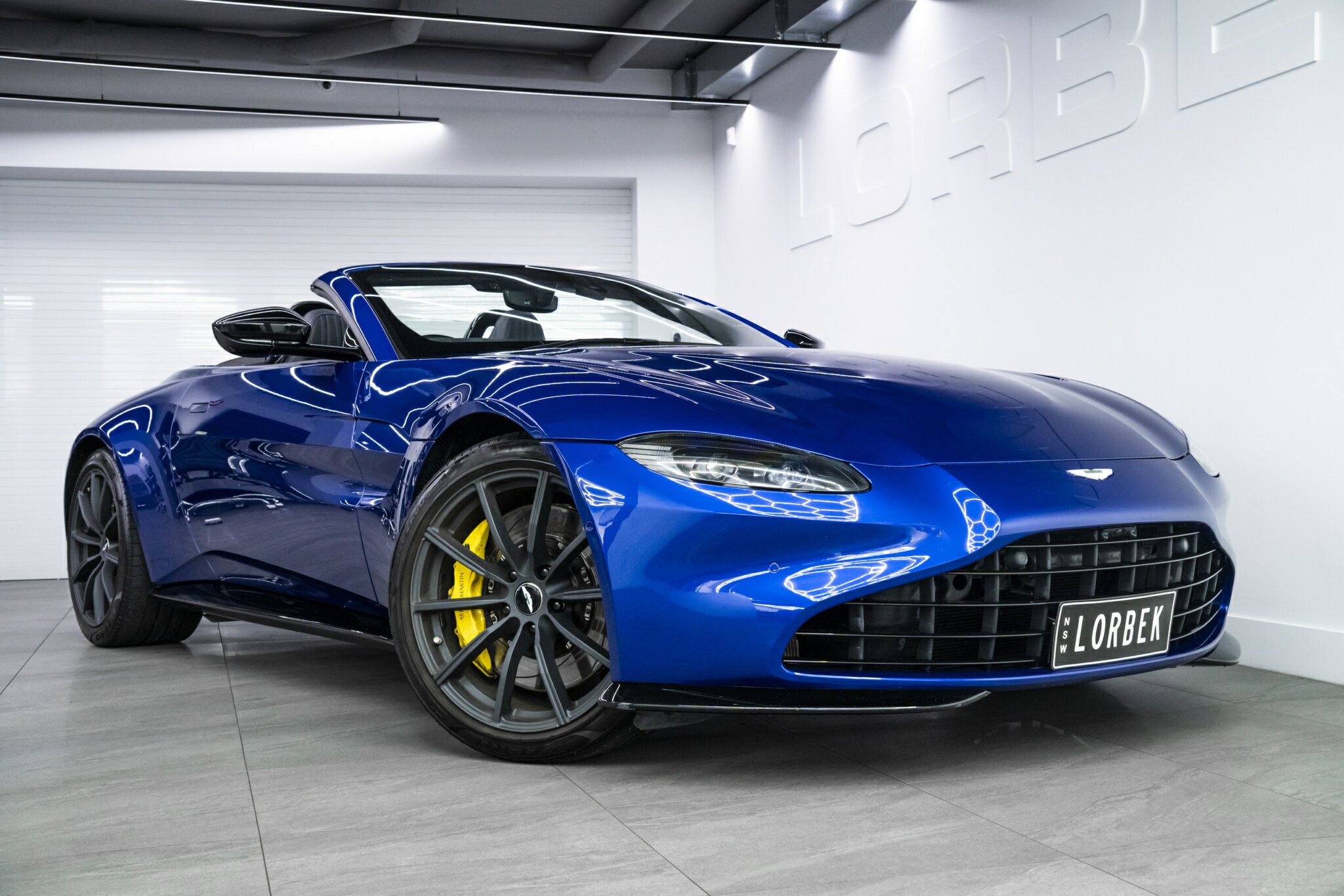 2021 ASTON MARTIN VANTAGE MY21 VOLANTE 8 SP AUTOMATIC 2D CONVERTIBLE