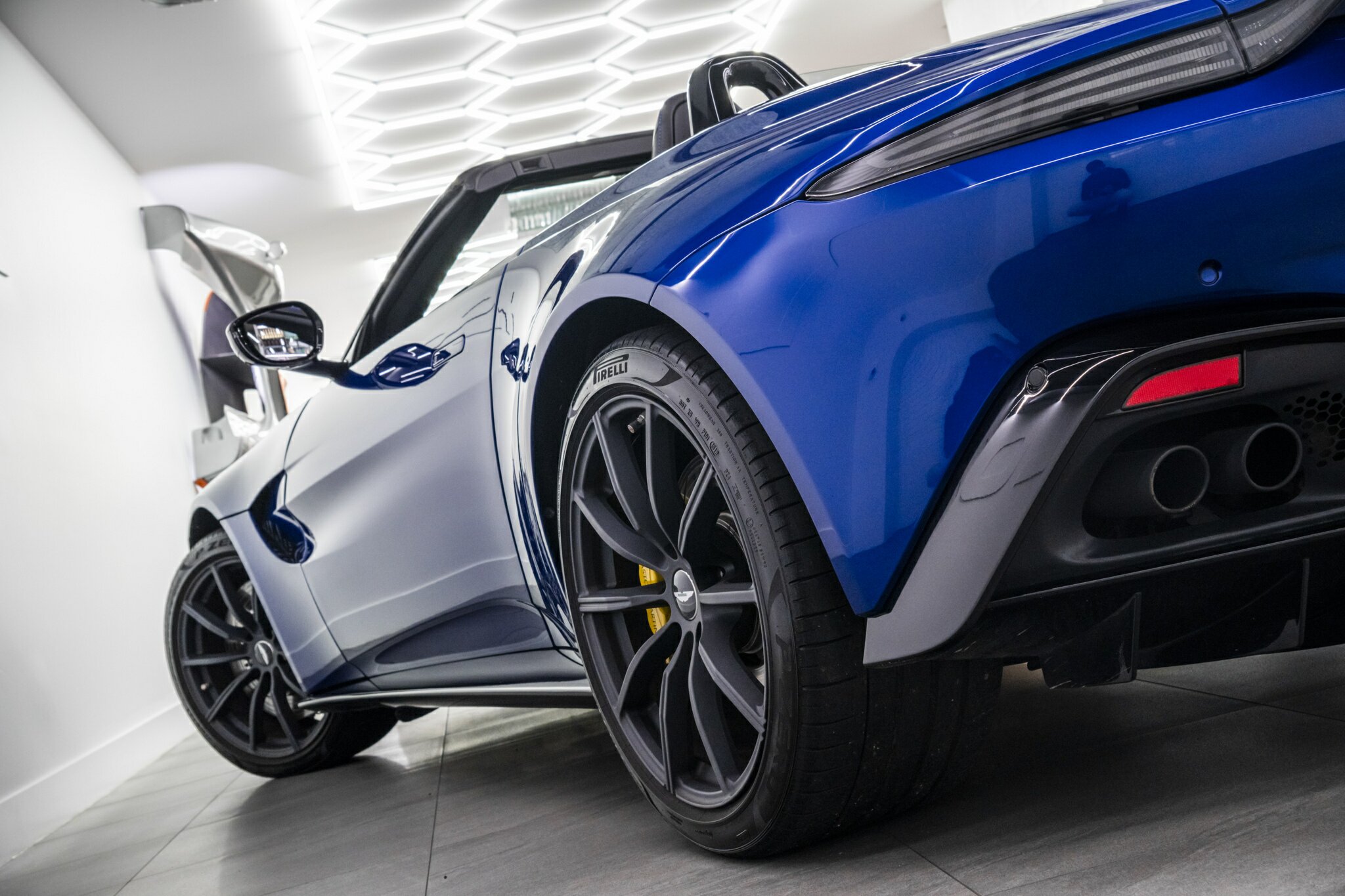 2021 ASTON MARTIN VANTAGE MY21 VOLANTE 8 SP AUTOMATIC 2D CONVERTIBLE