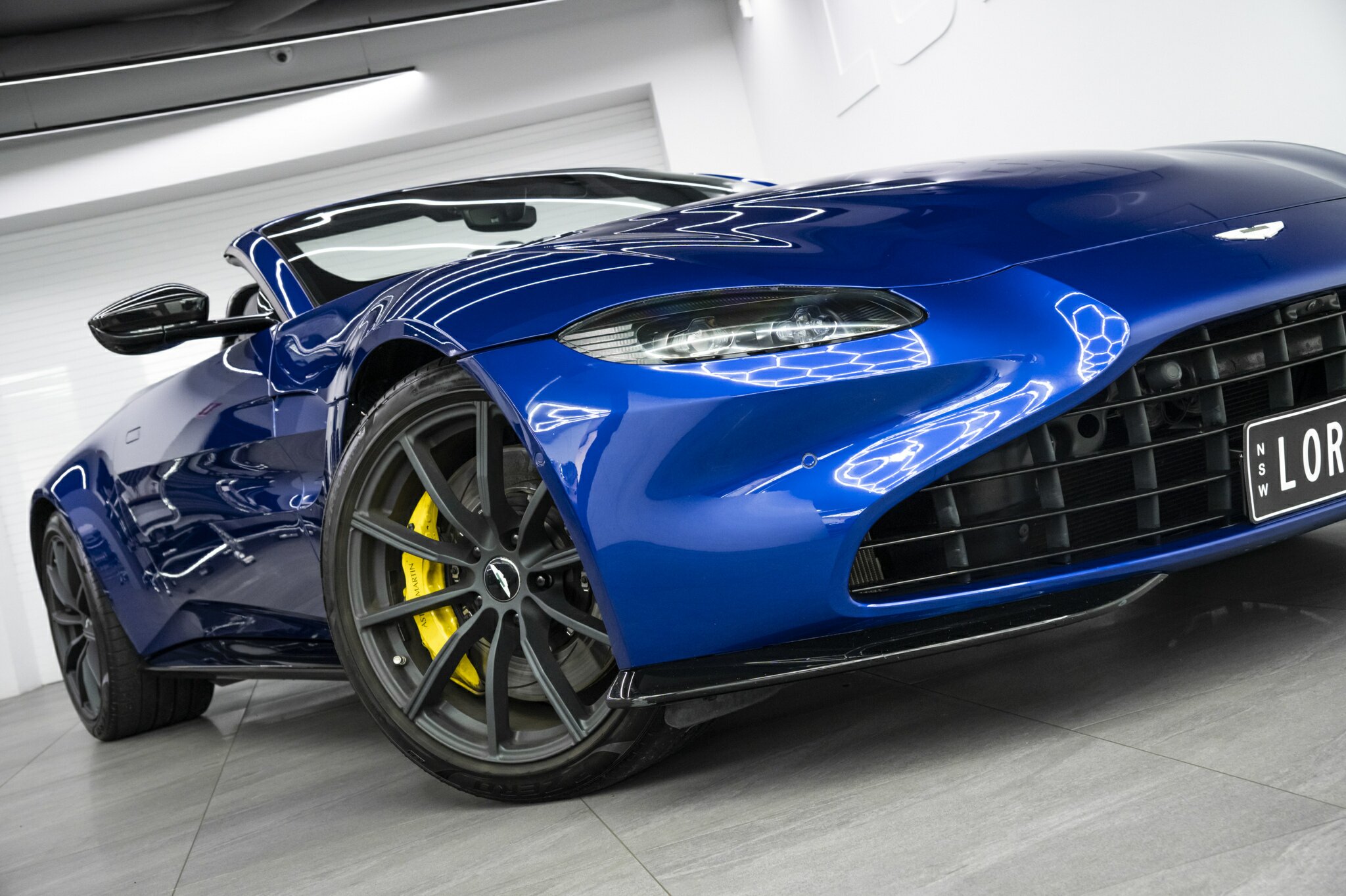 2021 ASTON MARTIN VANTAGE MY21 VOLANTE 8 SP AUTOMATIC 2D CONVERTIBLE