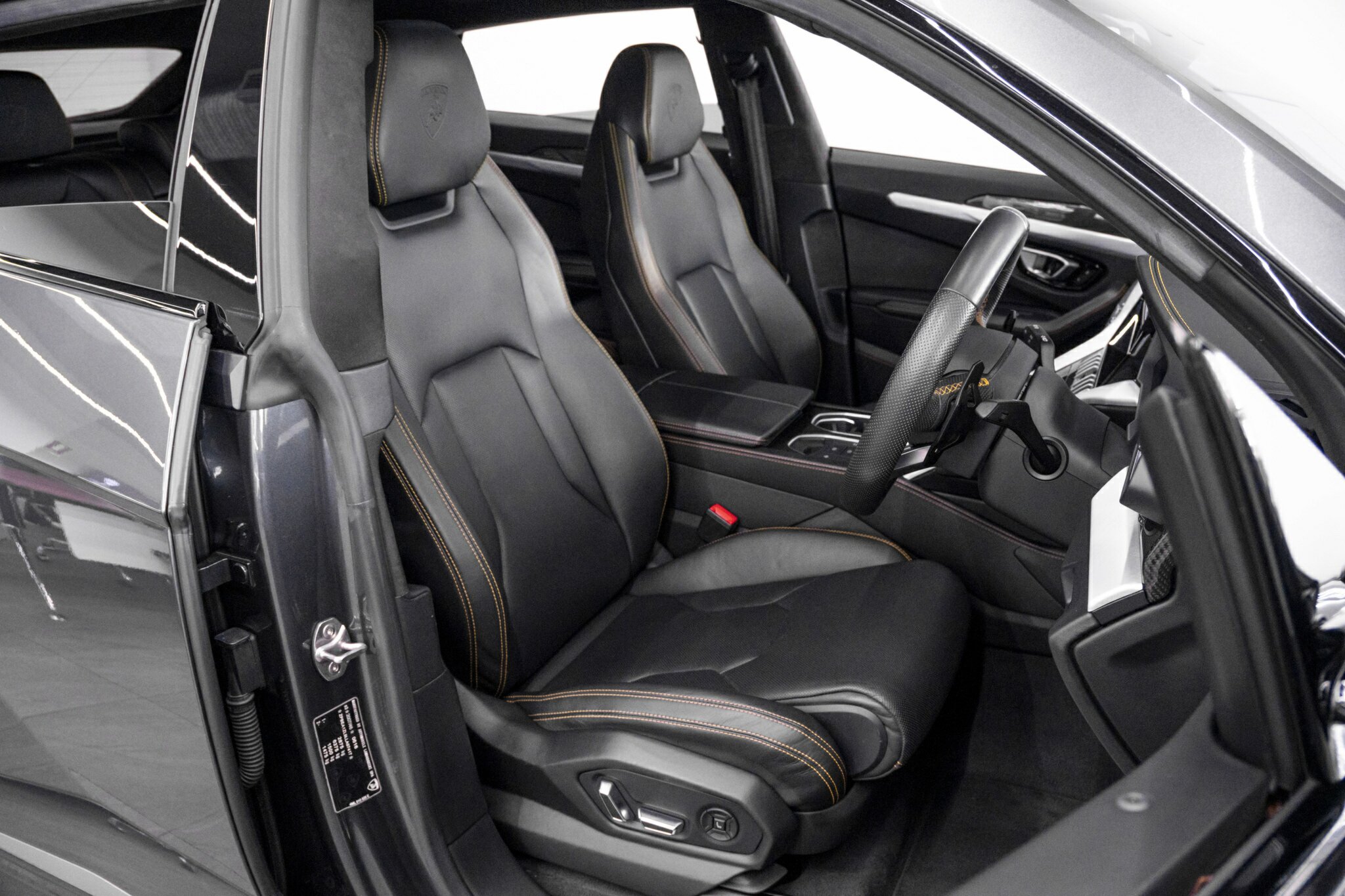 2020 LAMBORGHINI URUS 636 MY19 5 SEAT 8 SP AUTOMATIC 4D WAGON