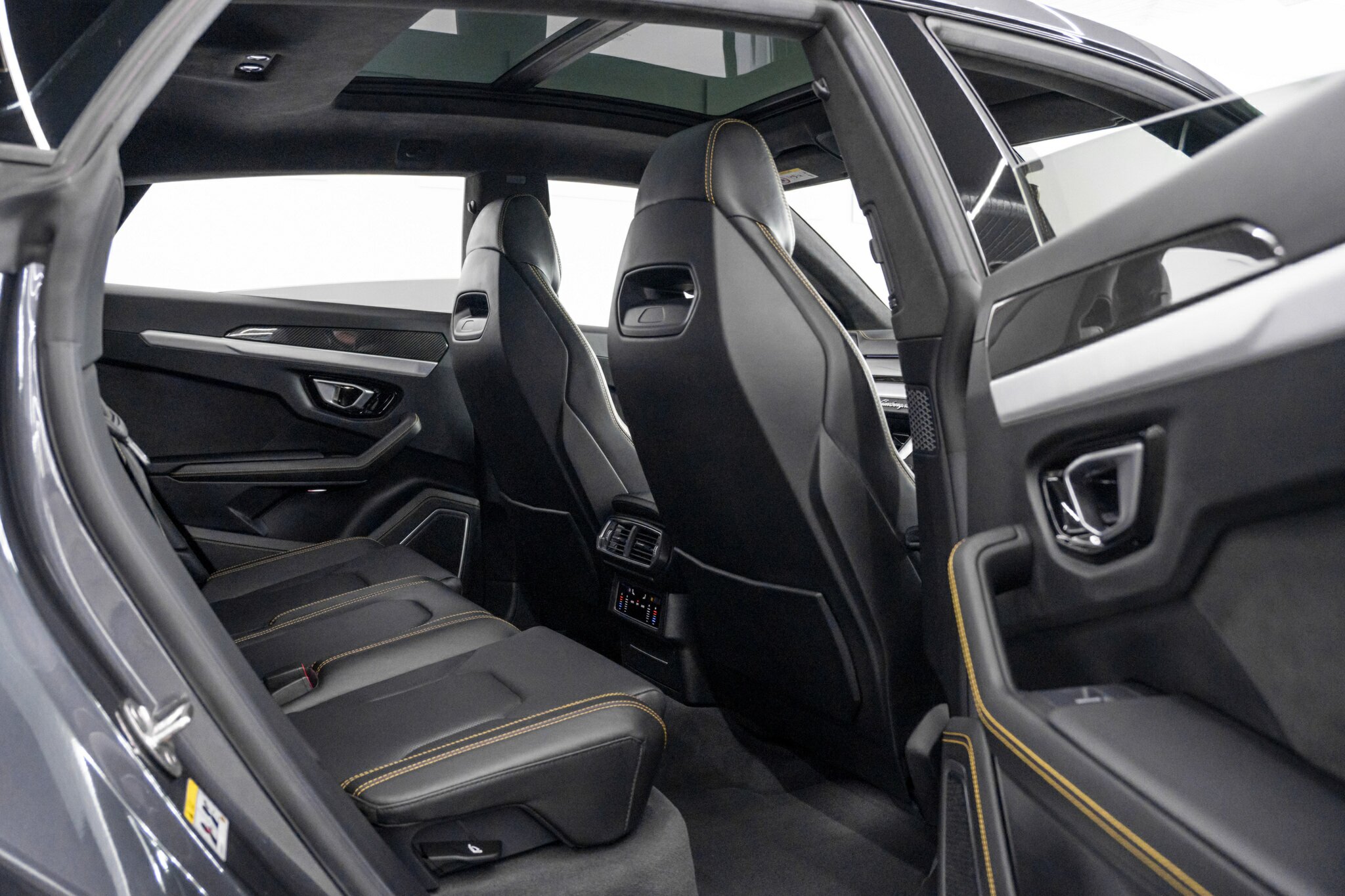 2020 LAMBORGHINI URUS 636 MY19 5 SEAT 8 SP AUTOMATIC 4D WAGON