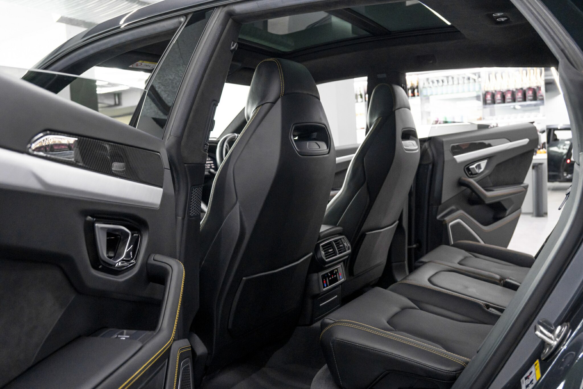 2020 LAMBORGHINI URUS 636 MY19 5 SEAT 8 SP AUTOMATIC 4D WAGON