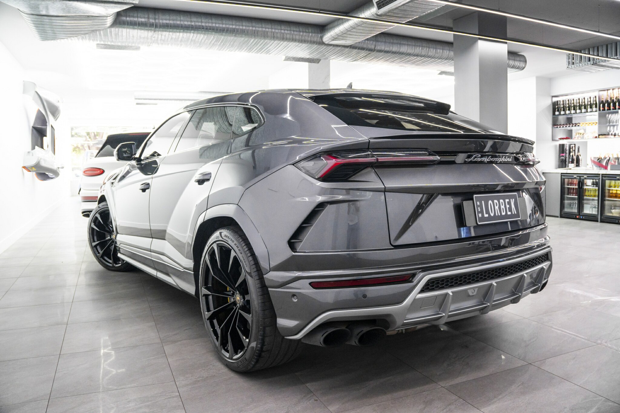 2020 LAMBORGHINI URUS 636 MY19 5 SEAT 8 SP AUTOMATIC 4D WAGON