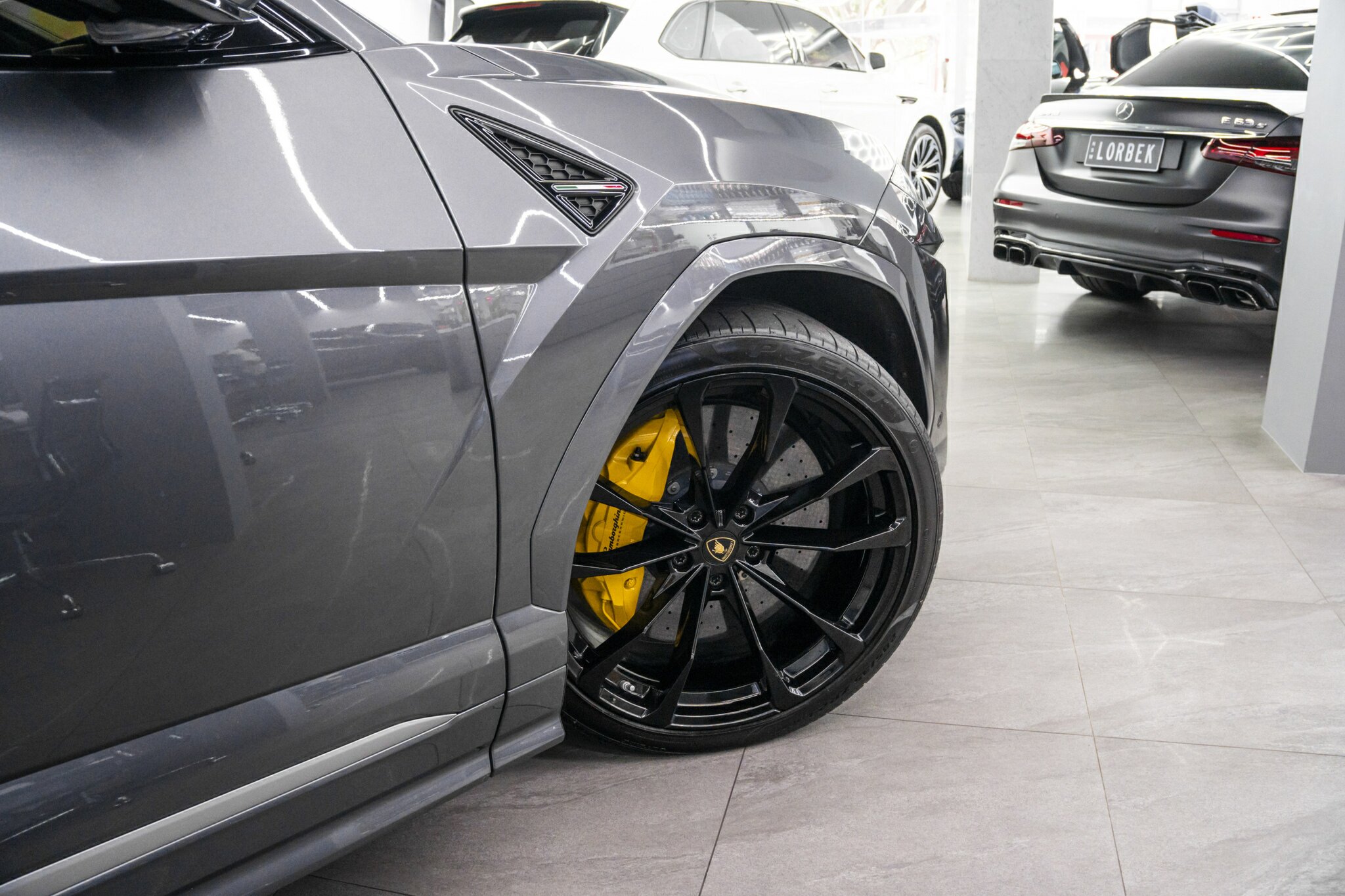 2020 LAMBORGHINI URUS 636 MY19 5 SEAT 8 SP AUTOMATIC 4D WAGON