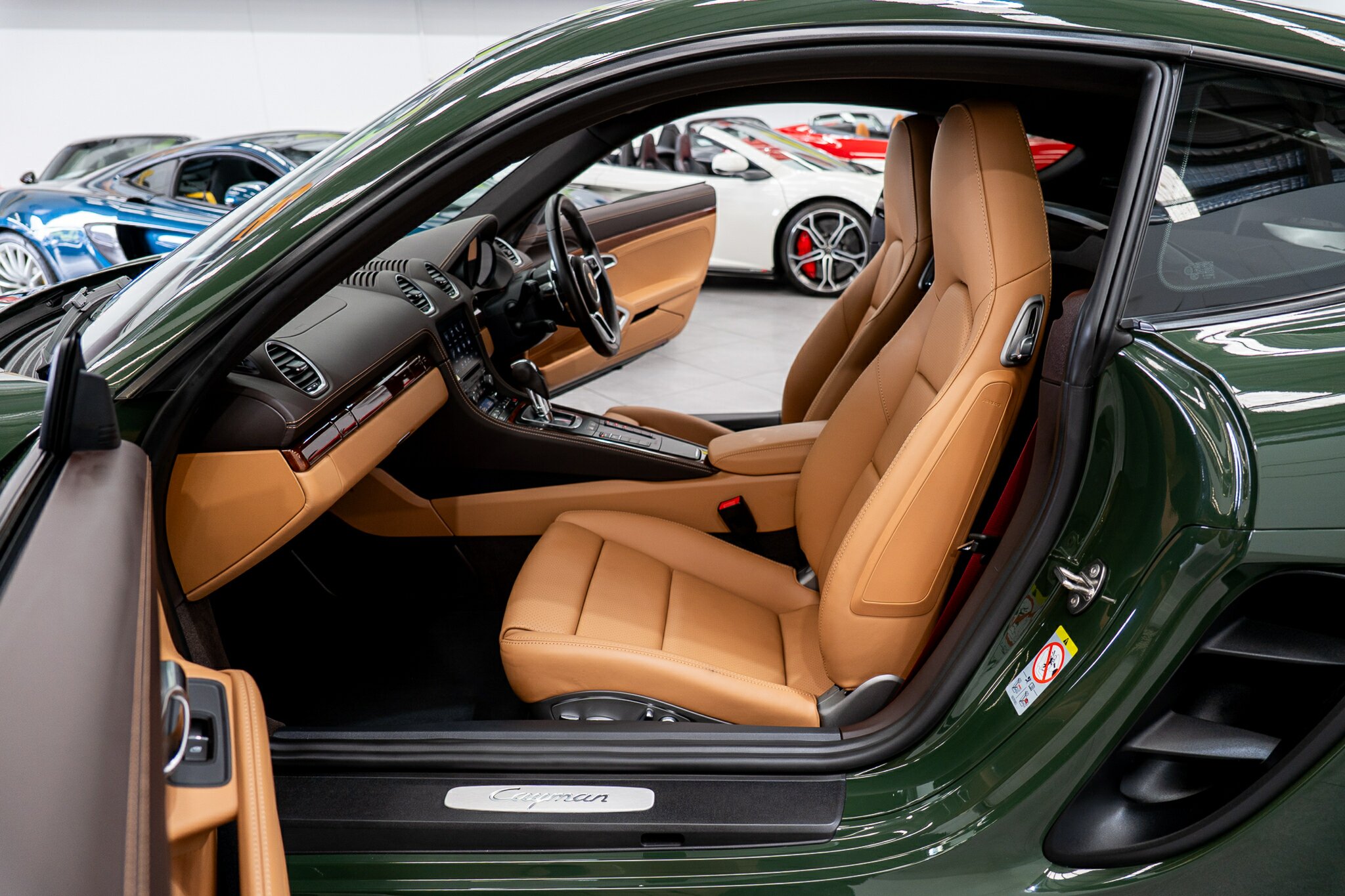 2022 PORSCHE 718 982 MY22 CAYMAN 7 SP AUTO DUAL CLUTCH SEDAN