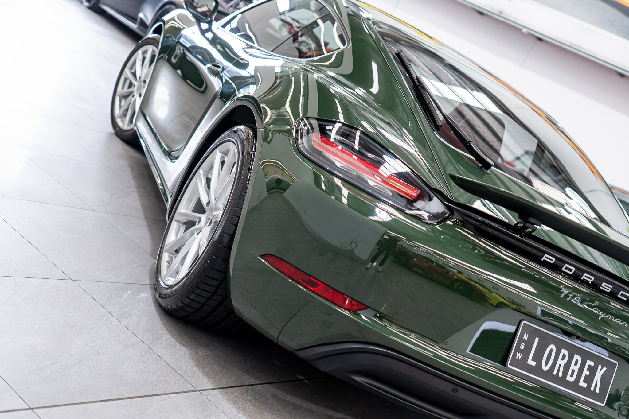 2022 PORSCHE 718 982 MY22 CAYMAN 7 SP AUTO DUAL CLUTCH SEDAN