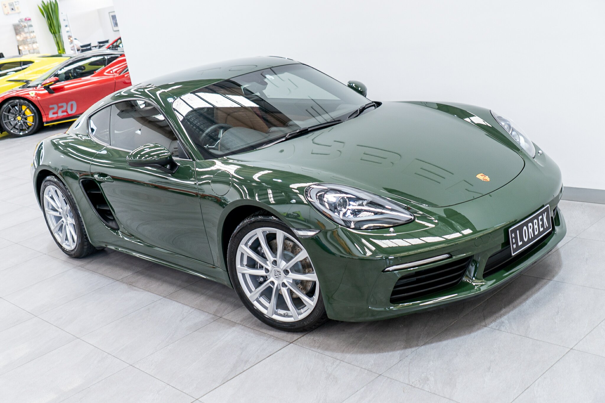 2022 PORSCHE 718 982 MY22 CAYMAN 7 SP AUTO DUAL CLUTCH SEDAN