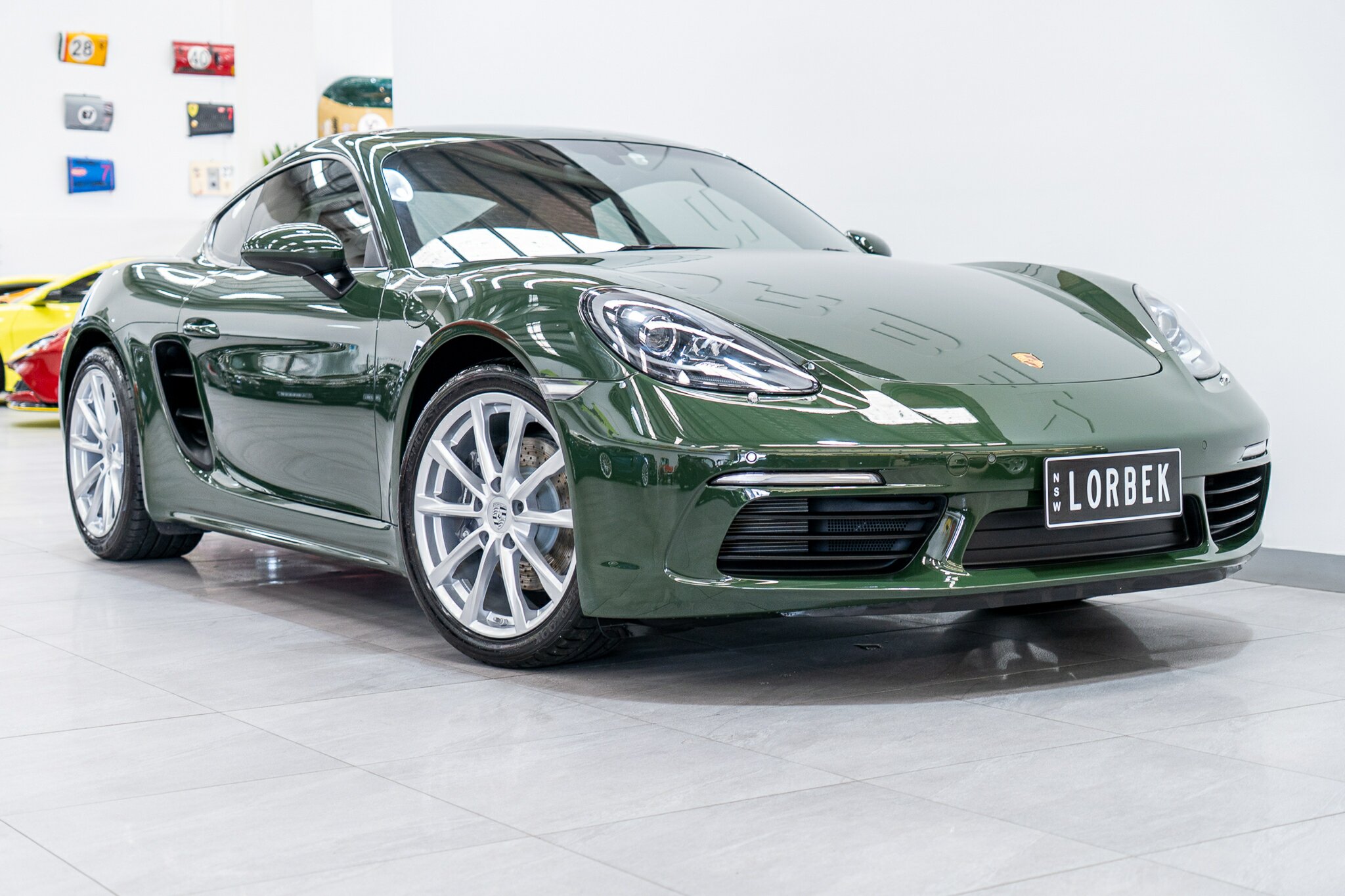 2022 PORSCHE 718 982 MY22 CAYMAN 7 SP AUTO DUAL CLUTCH SEDAN