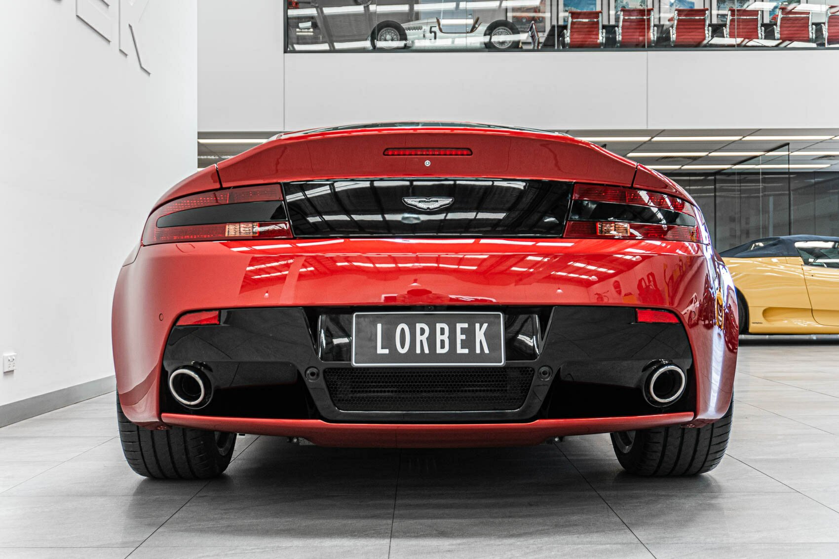 2013 ASTON MARTIN V8 MY14 VANTAGE 6 SP MANUAL SEDAN