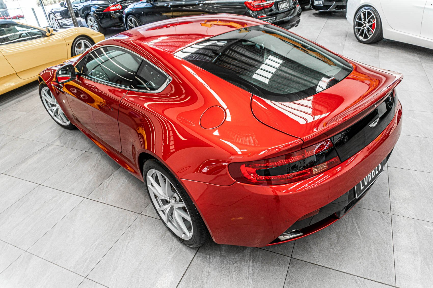 2013 ASTON MARTIN V8 MY14 VANTAGE 6 SP MANUAL SEDAN