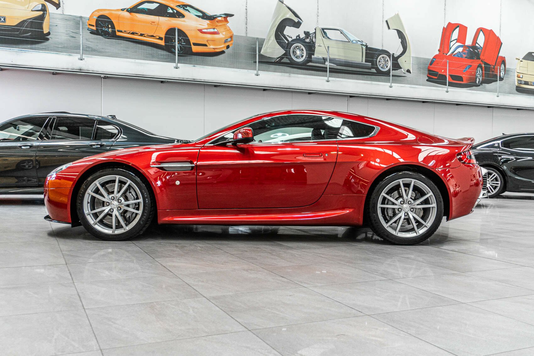 2013 ASTON MARTIN V8 MY14 VANTAGE 6 SP MANUAL SEDAN