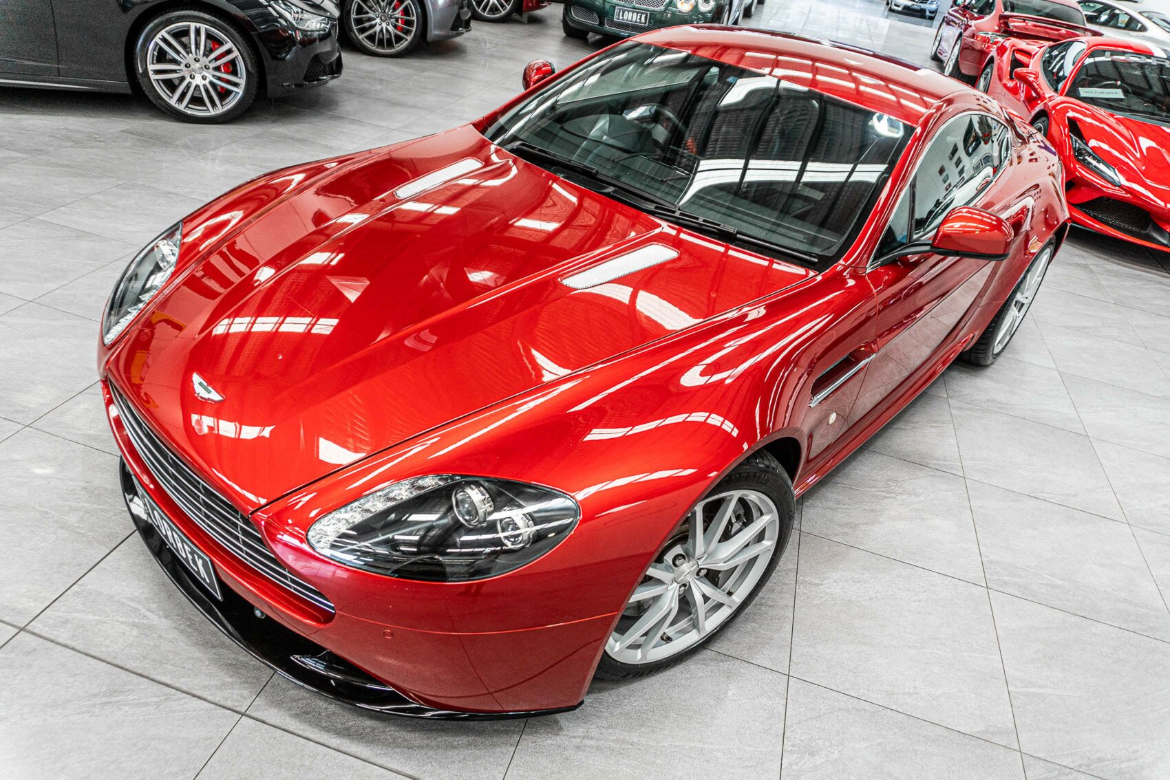 2013 ASTON MARTIN V8 MY14 VANTAGE 6 SP MANUAL SEDAN