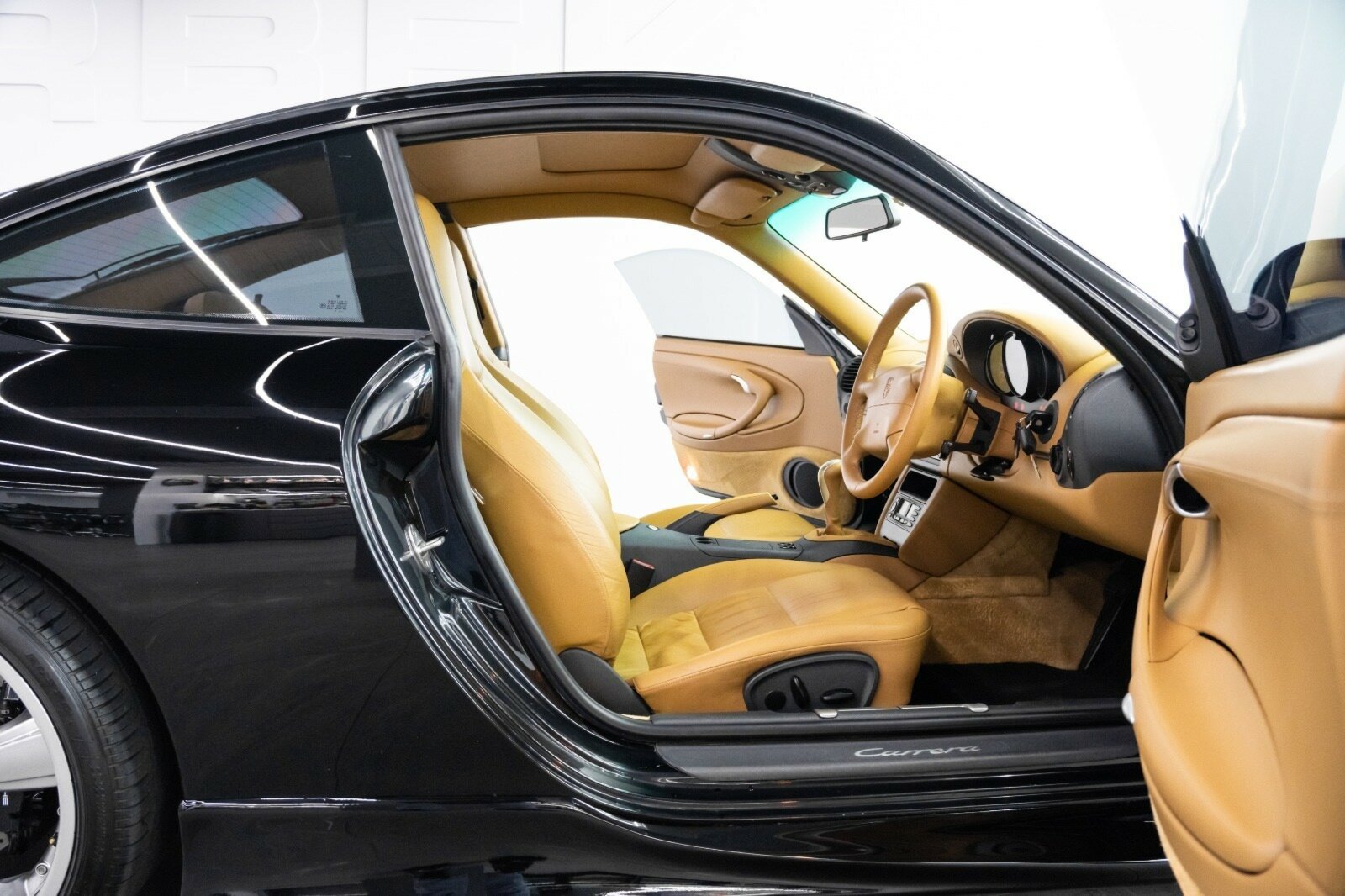 1998 PORSCHE 911 CARRERA 6 SP MANUAL 2D COUPE