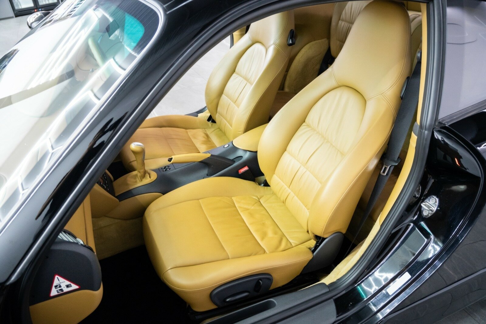 1998 PORSCHE 911 CARRERA 6 SP MANUAL 2D COUPE