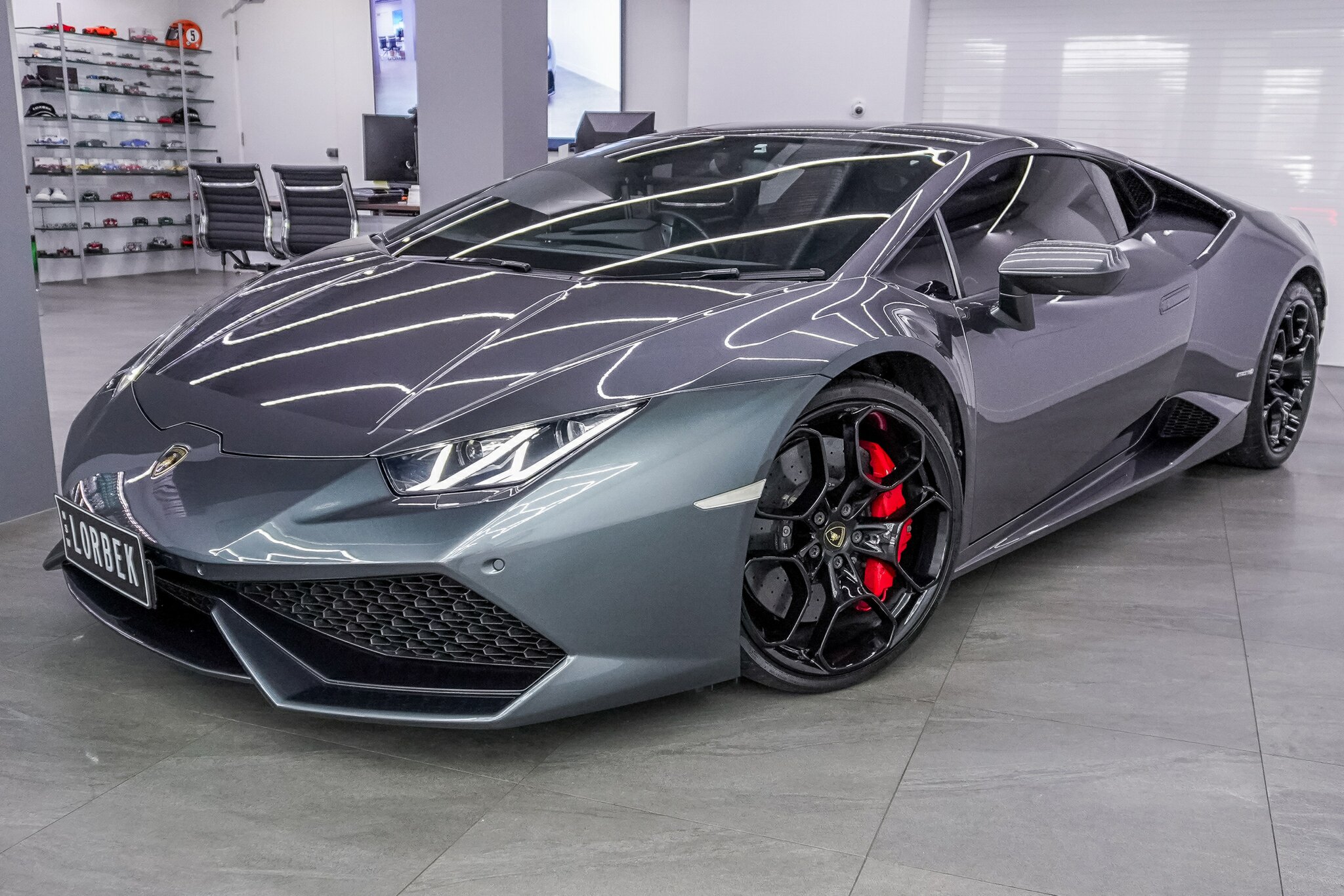 2016 LAMBORGHINI HURACAN 724 LP 610-4 (AWD) 7 SP AUTOMATIC SEDAN