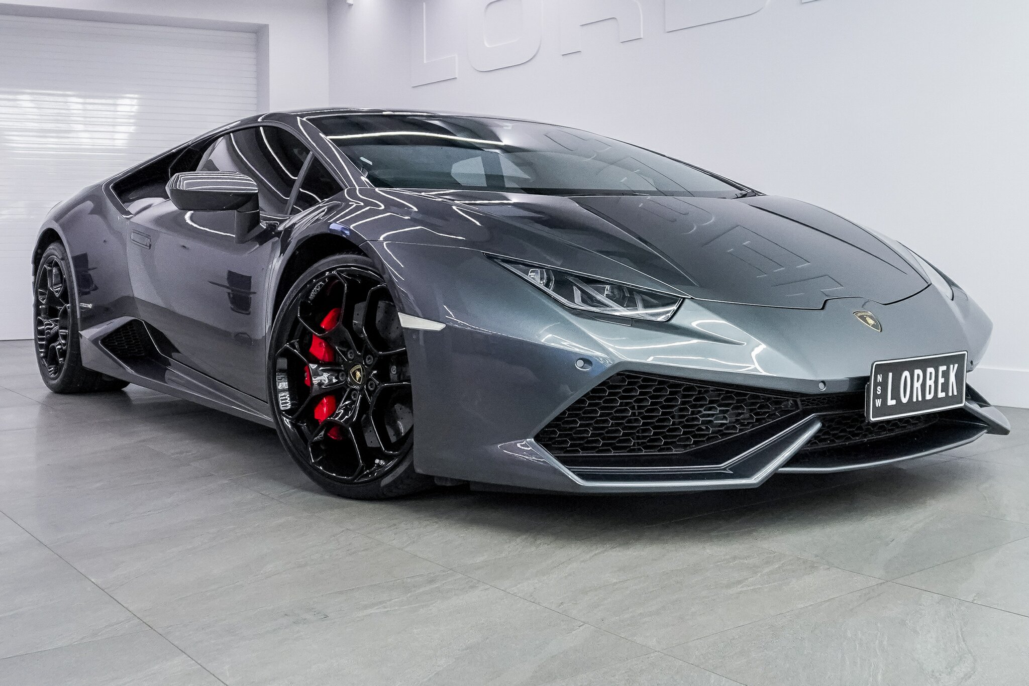 2016 LAMBORGHINI HURACAN 724 LP 610-4 (AWD) 7 SP AUTOMATIC SEDAN