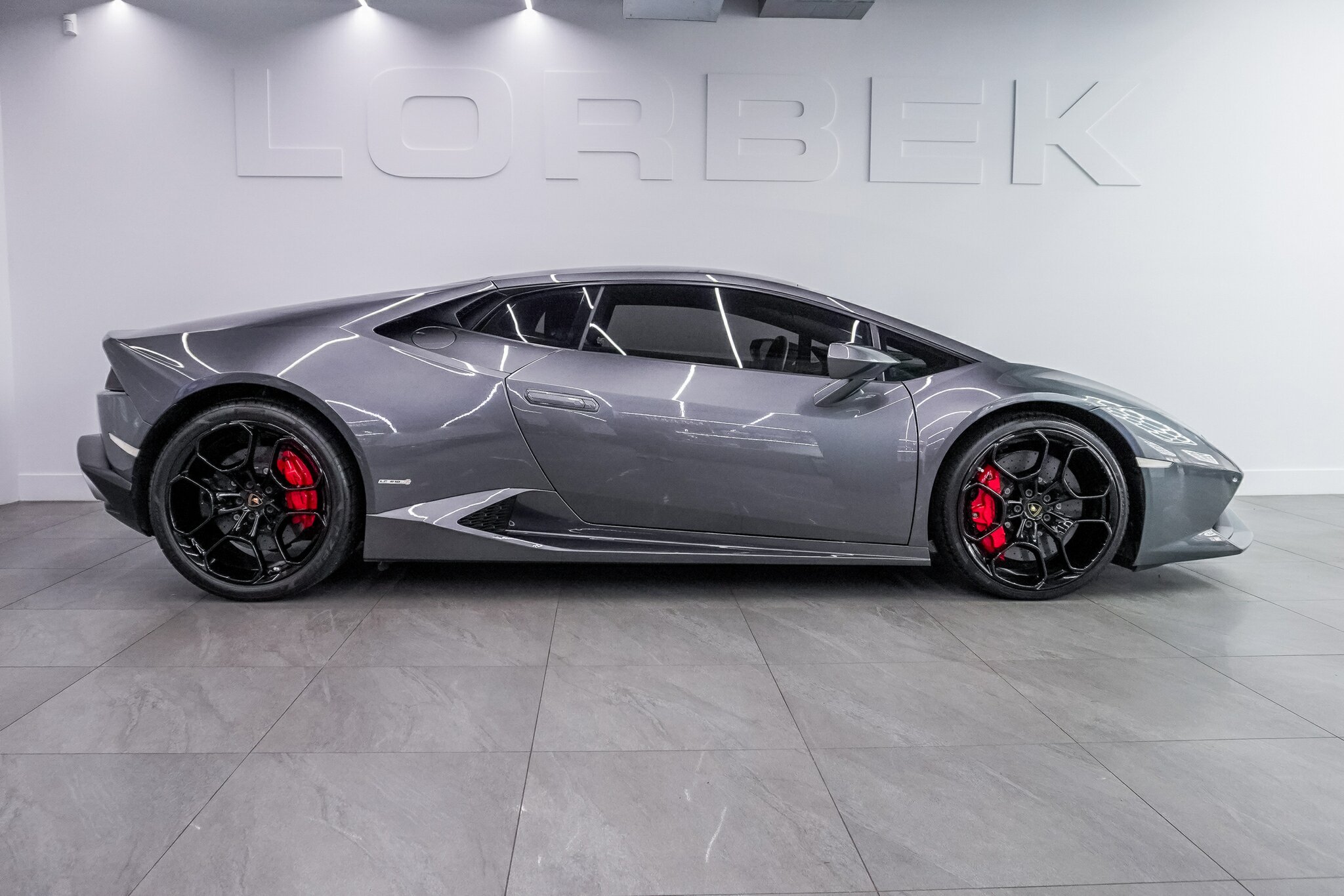 2016 LAMBORGHINI HURACAN 724 LP 610-4 (AWD) 7 SP AUTOMATIC SEDAN