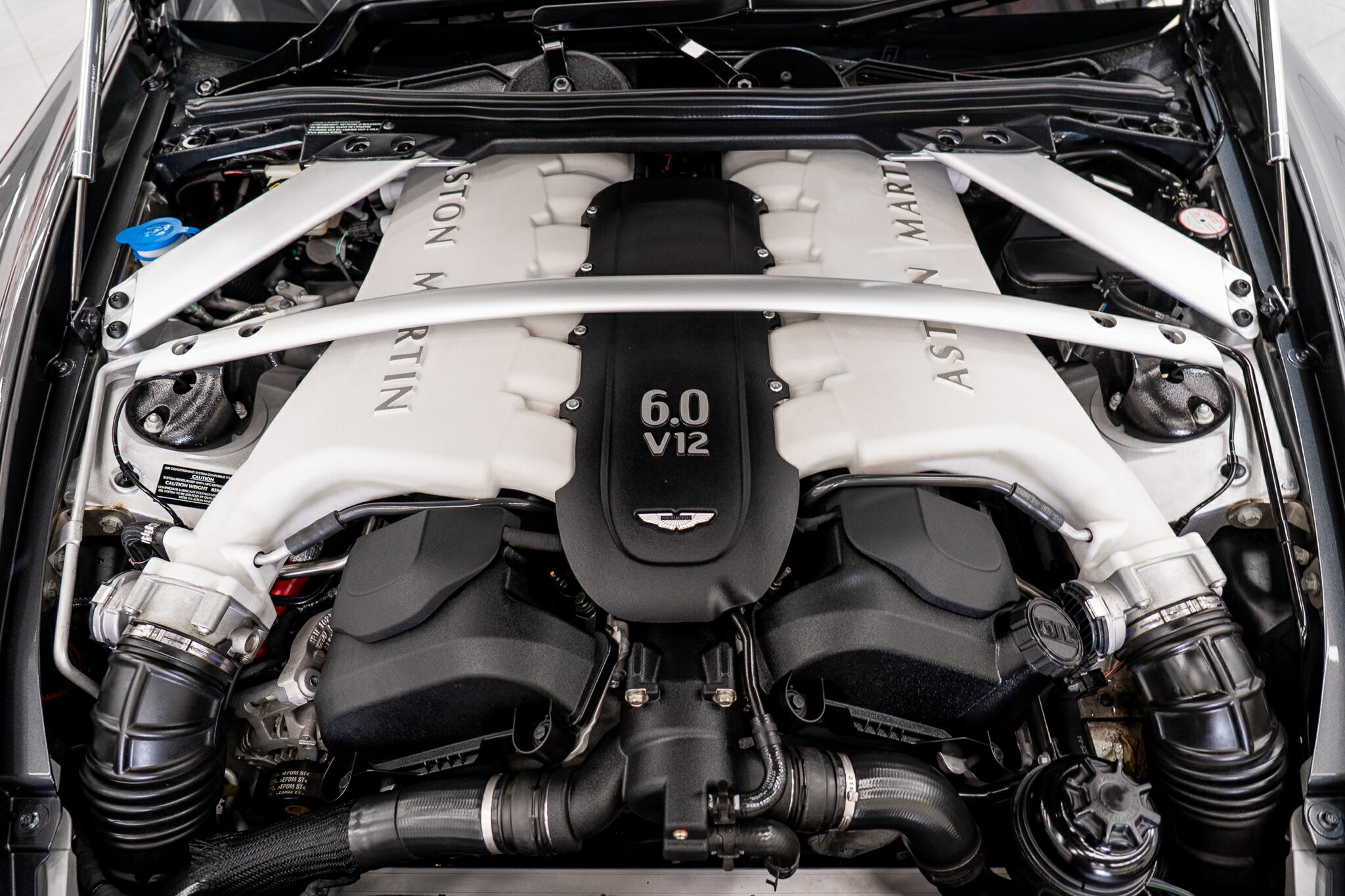 2016 ASTON MARTIN V12 MY16 VANTAGE S 7 SP SPORTSHIFT III 2D COUPE