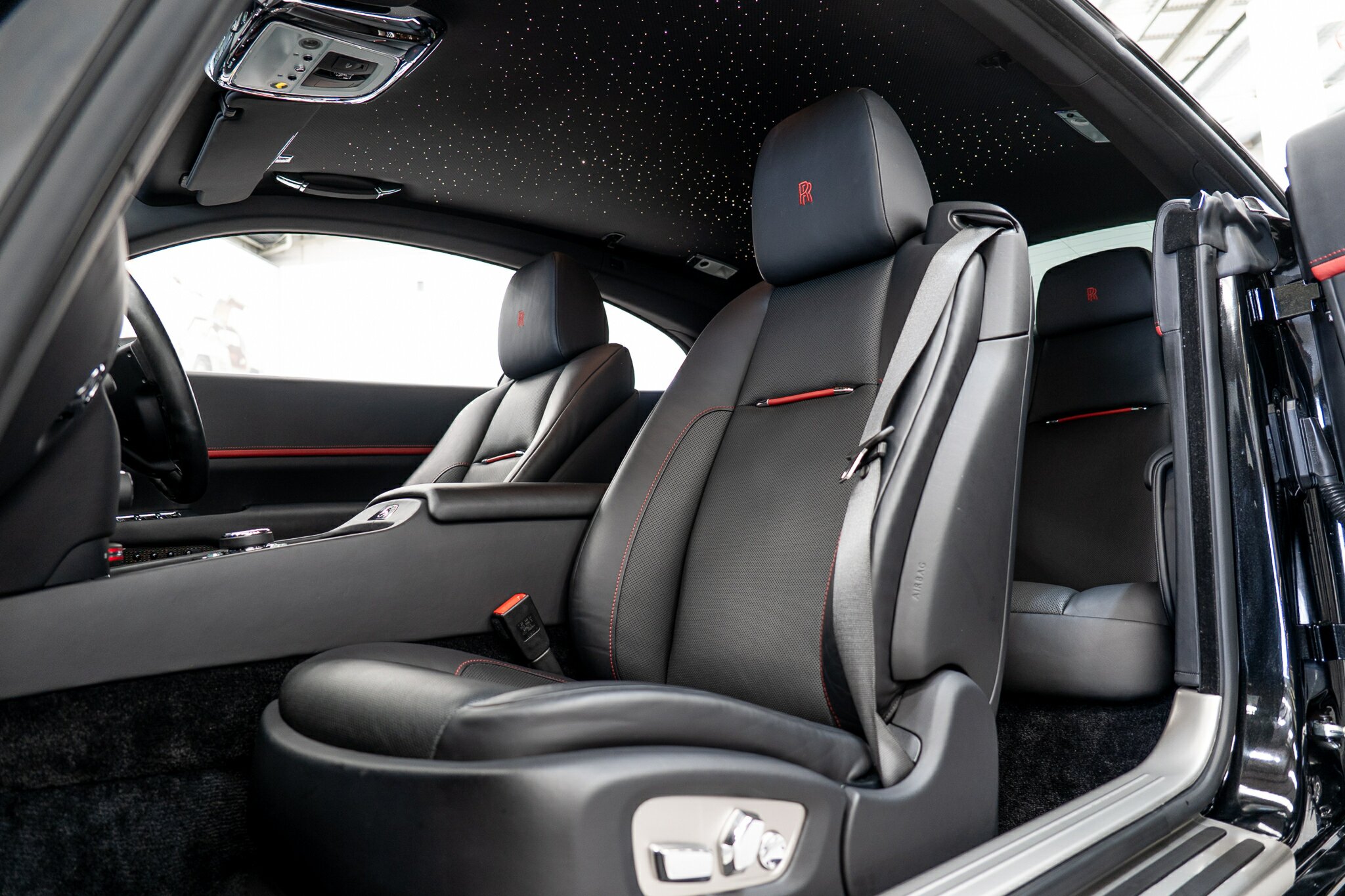 2019 ROLLS-ROYCE WRAITH 665C MY20 BLACK BADGE 8 SP AUTOMATIC SEDAN