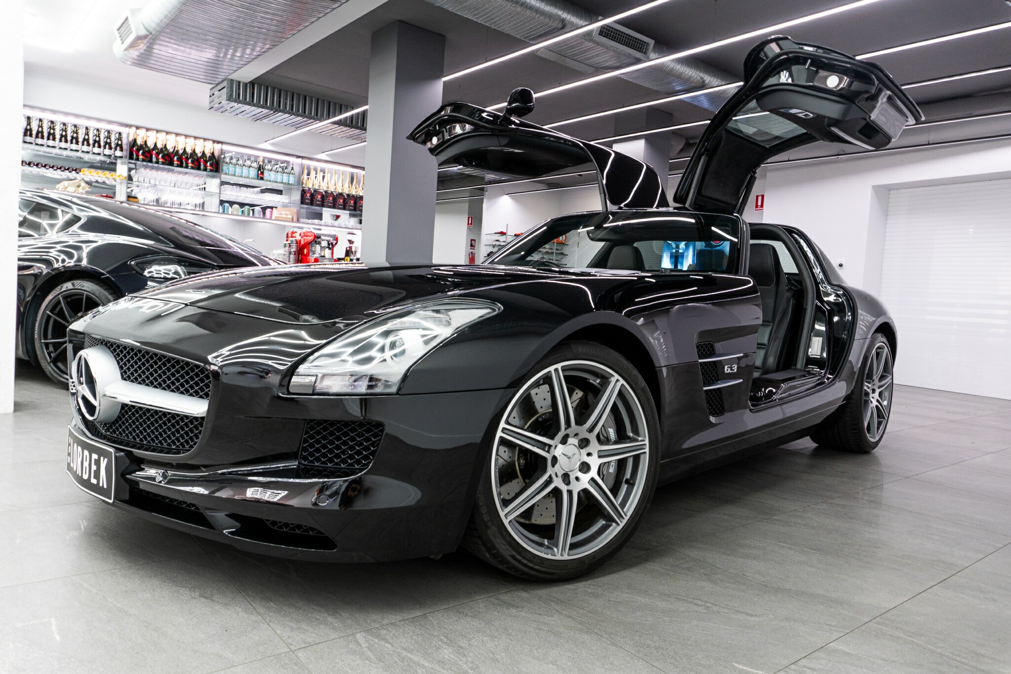 2010 MERCEDES-BENZ SLS 197 AMG 7 SP AUTO DIRECT SHIFT 2D COUPE