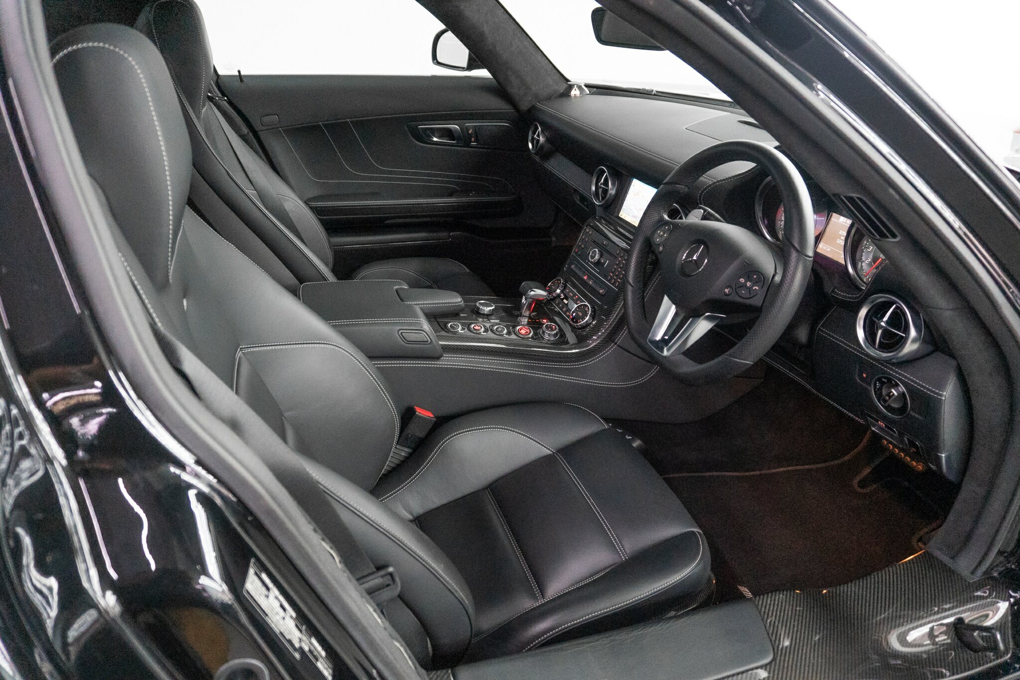 2010 MERCEDES-BENZ SLS 197 AMG 7 SP AUTO DIRECT SHIFT 2D COUPE