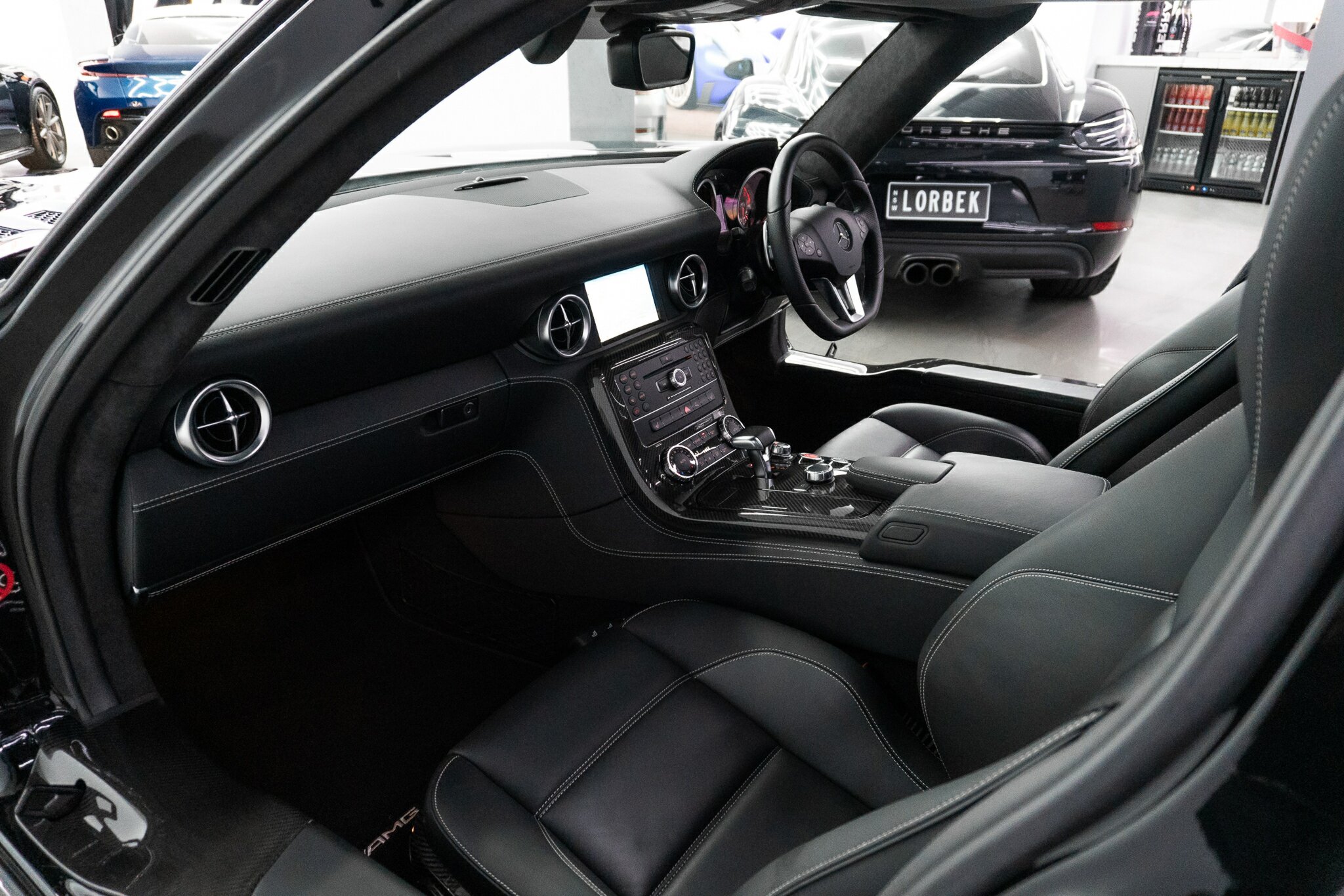 2010 MERCEDES-BENZ SLS 197 AMG 7 SP AUTO DIRECT SHIFT 2D COUPE
