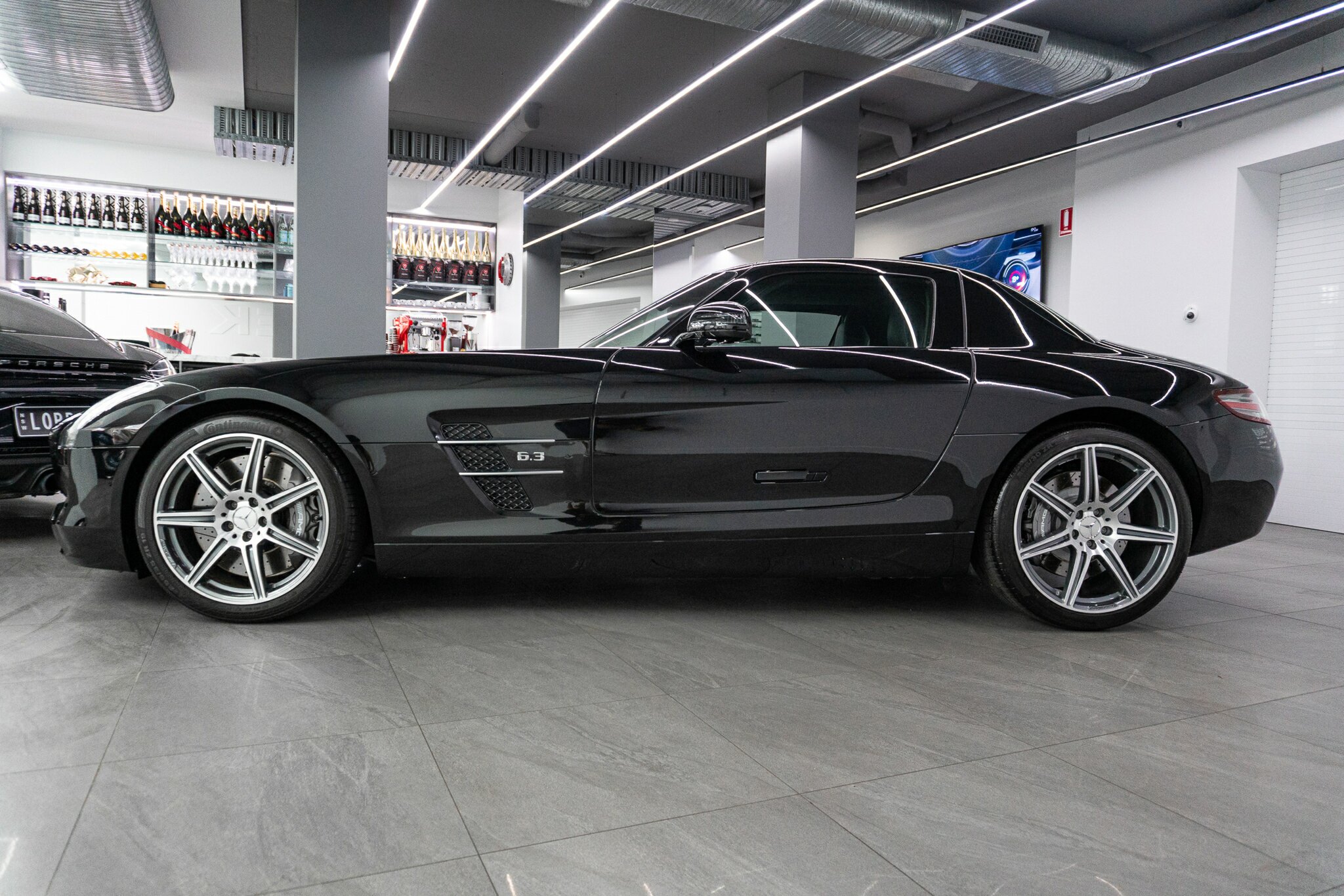 2010 MERCEDES-BENZ SLS 197 AMG 7 SP AUTO DIRECT SHIFT 2D COUPE