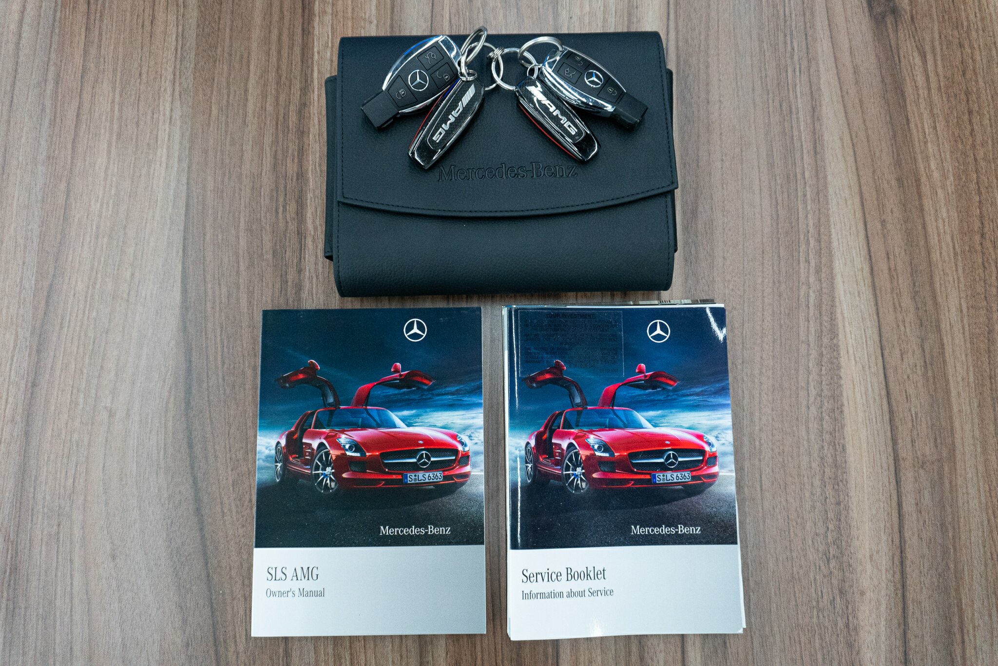2010 MERCEDES-BENZ SLS 197 AMG 7 SP AUTO DIRECT SHIFT 2D COUPE