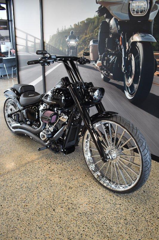2025 HARLEY-DAVIDSON FXBR BREAKOUT (117) CRUISER