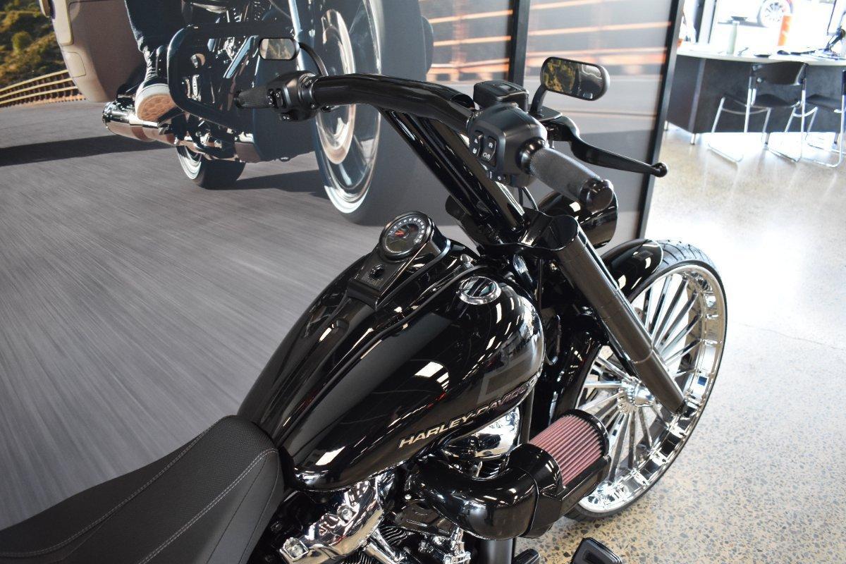 2025 HARLEY-DAVIDSON FXBR BREAKOUT (117) CRUISER