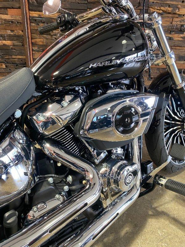 2025 HARLEY-DAVIDSON FXBR BREAKOUT (117) CRUISER