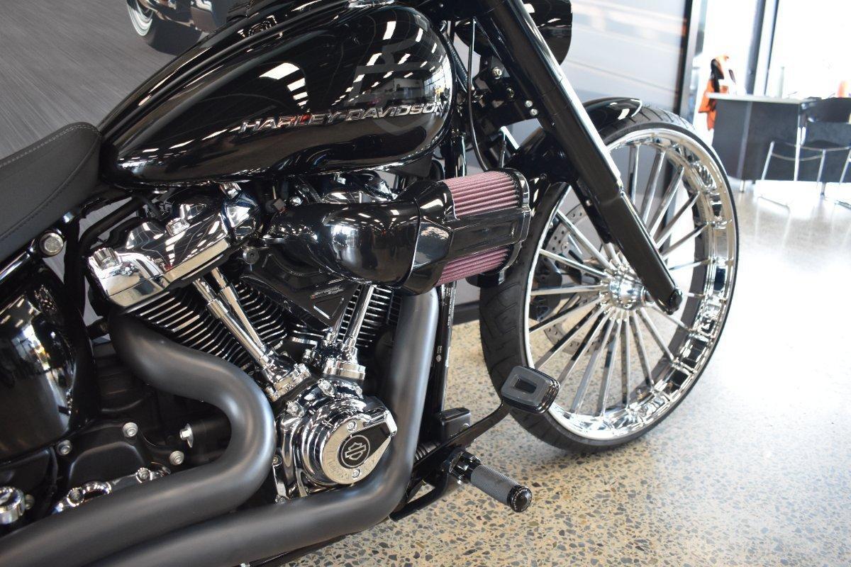 2025 HARLEY-DAVIDSON FXBR BREAKOUT (117) CRUISER