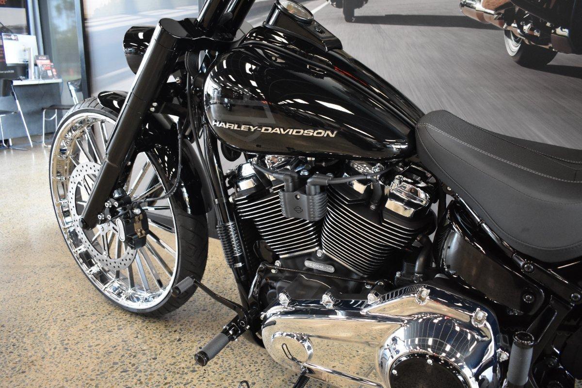2025 HARLEY-DAVIDSON FXBR BREAKOUT (117) CRUISER