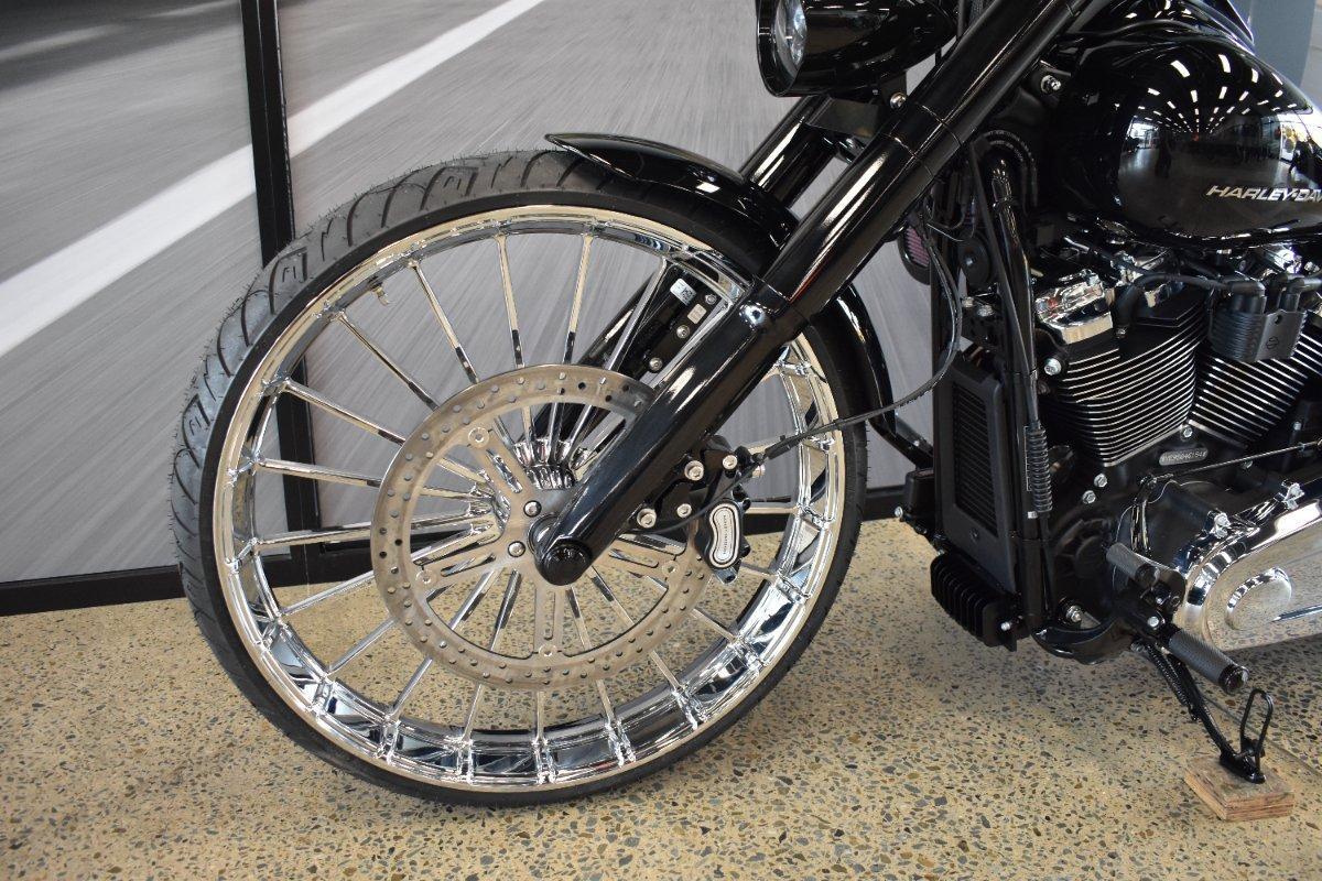 2025 HARLEY-DAVIDSON FXBR BREAKOUT (117) CRUISER